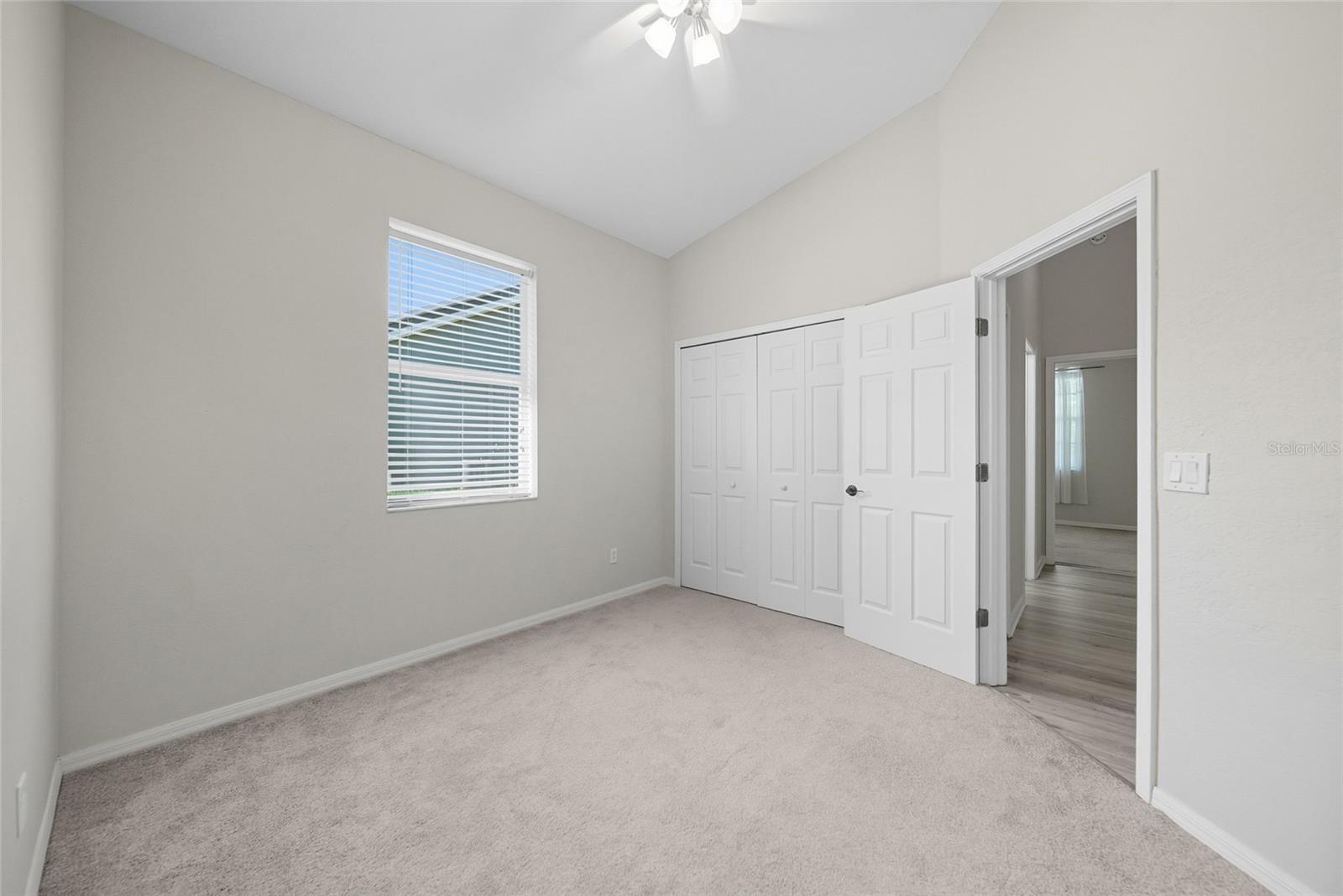 Image 25 of 50 For 11724 Holly Creek Drive