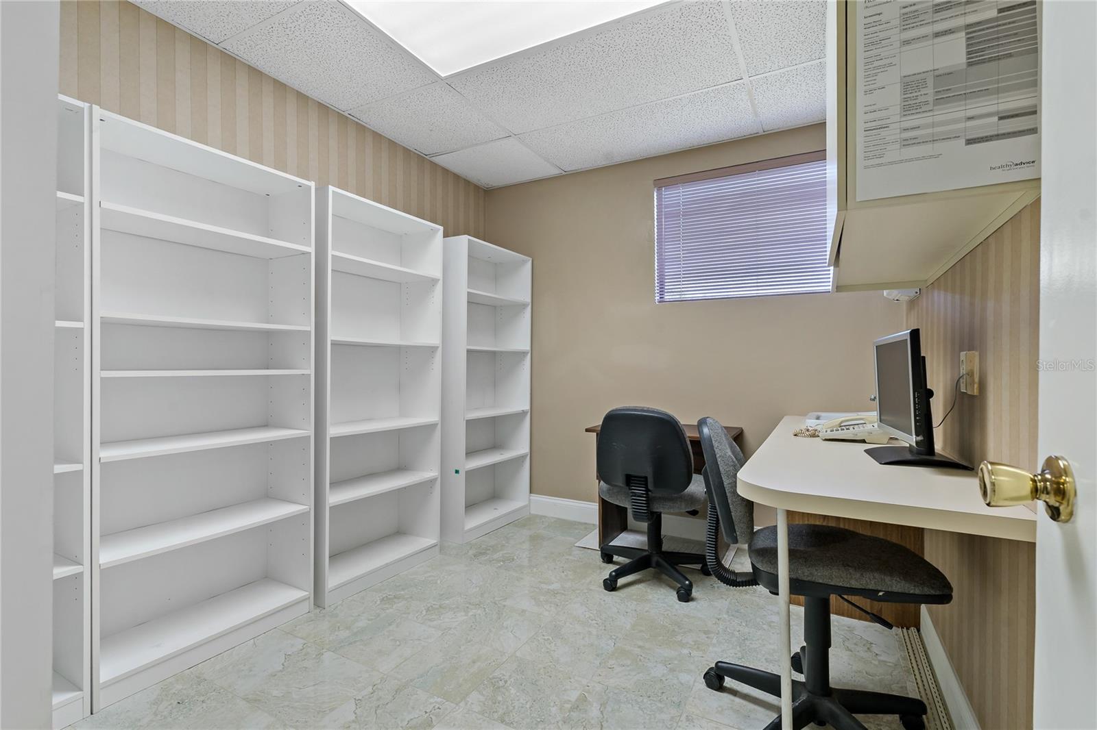 Image 16 of 25 For 3709 Hamilton Avenue 7 & 8