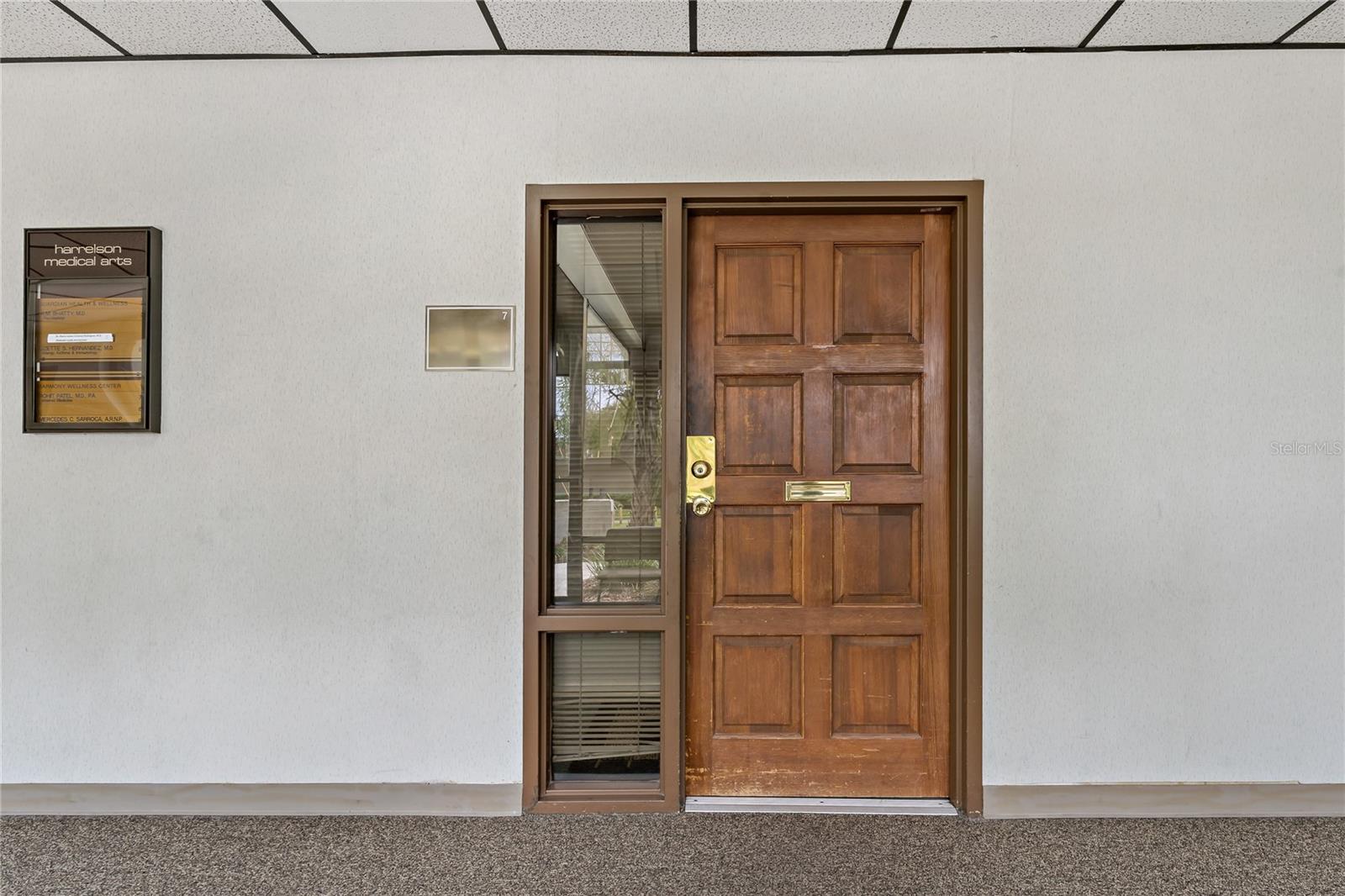Image 6 of 25 For 3709 Hamilton Avenue 7 & 8