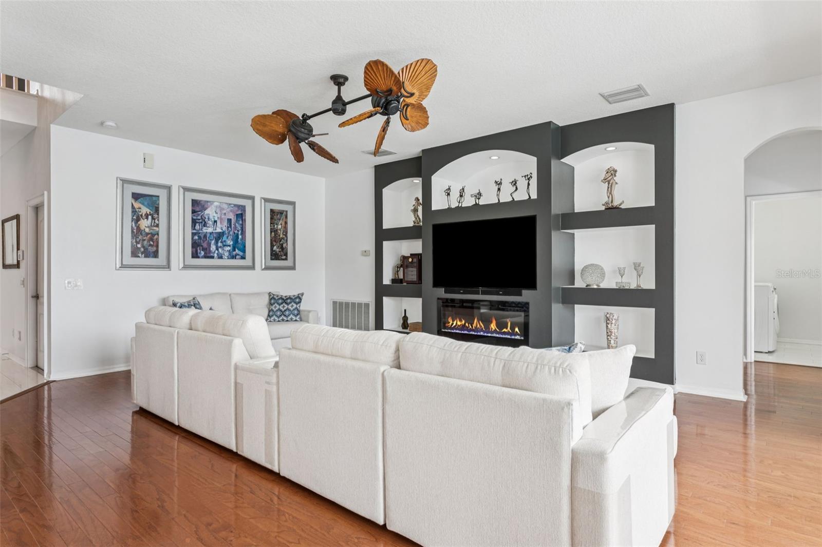 Image 7 of 66 For 2806 Manning Drive