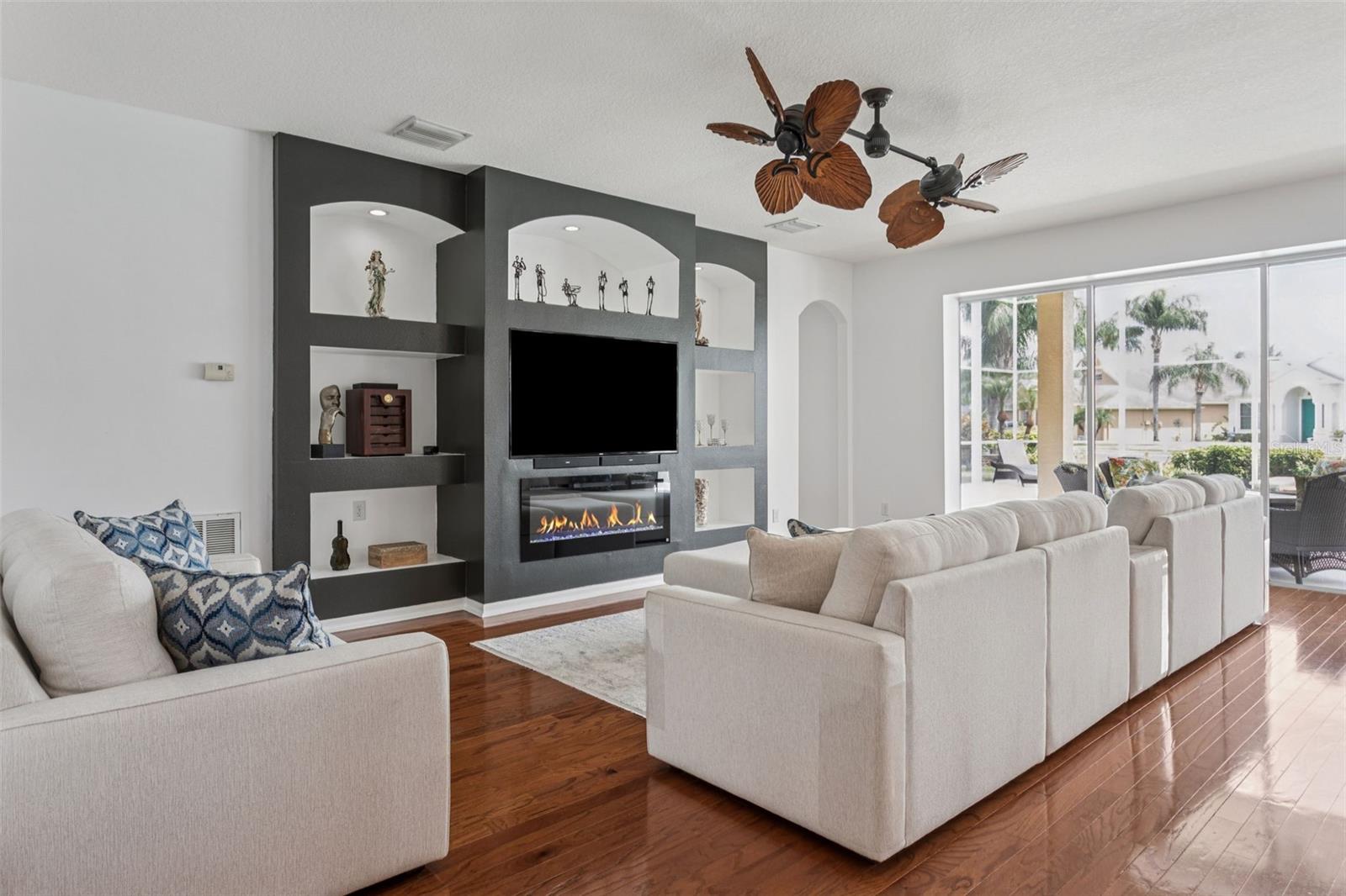 Image 8 of 66 For 2806 Manning Drive