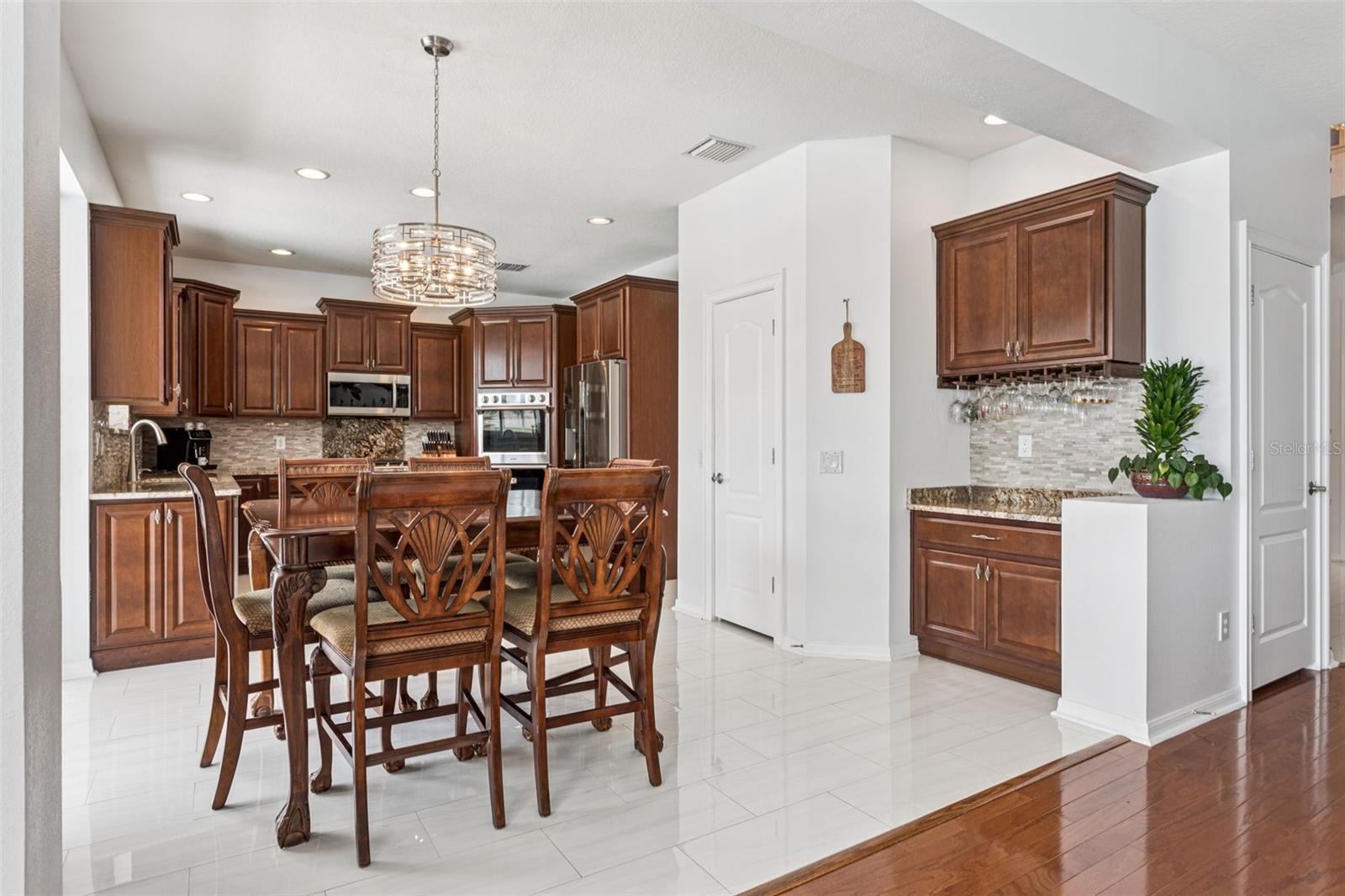Image 9 of 66 For 2806 Manning Drive