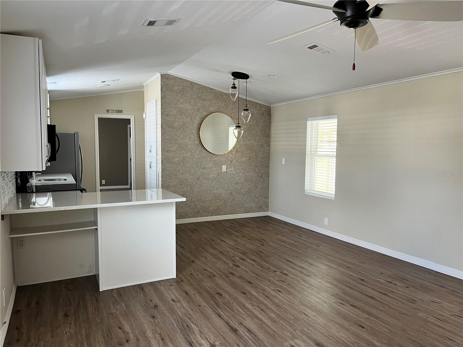 Image 12 of 27 For 7049 Mount Essex Drive Ne 521