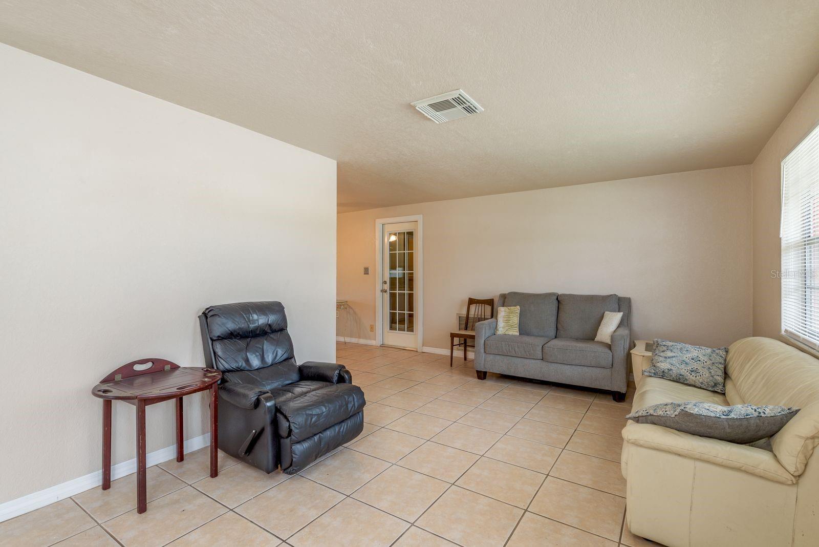 Image 7 of 39 For 3234 Merita Drive