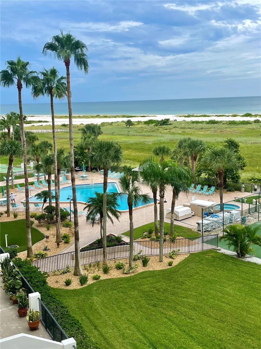 Image 24 of 25 For 1230 Gulf Boulevard 508
