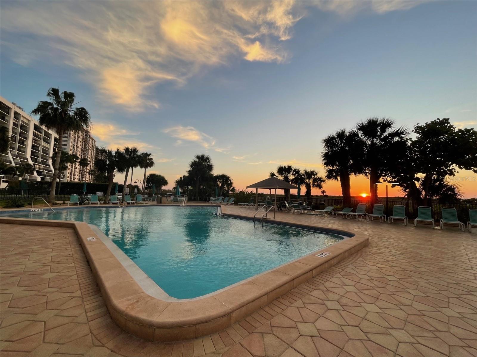 Image 3 of 25 For 1230 Gulf Boulevard 508