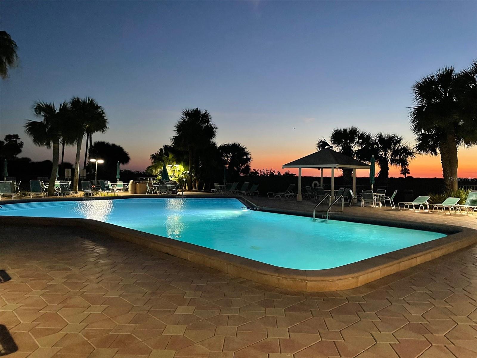 Image 5 of 25 For 1230 Gulf Boulevard 508