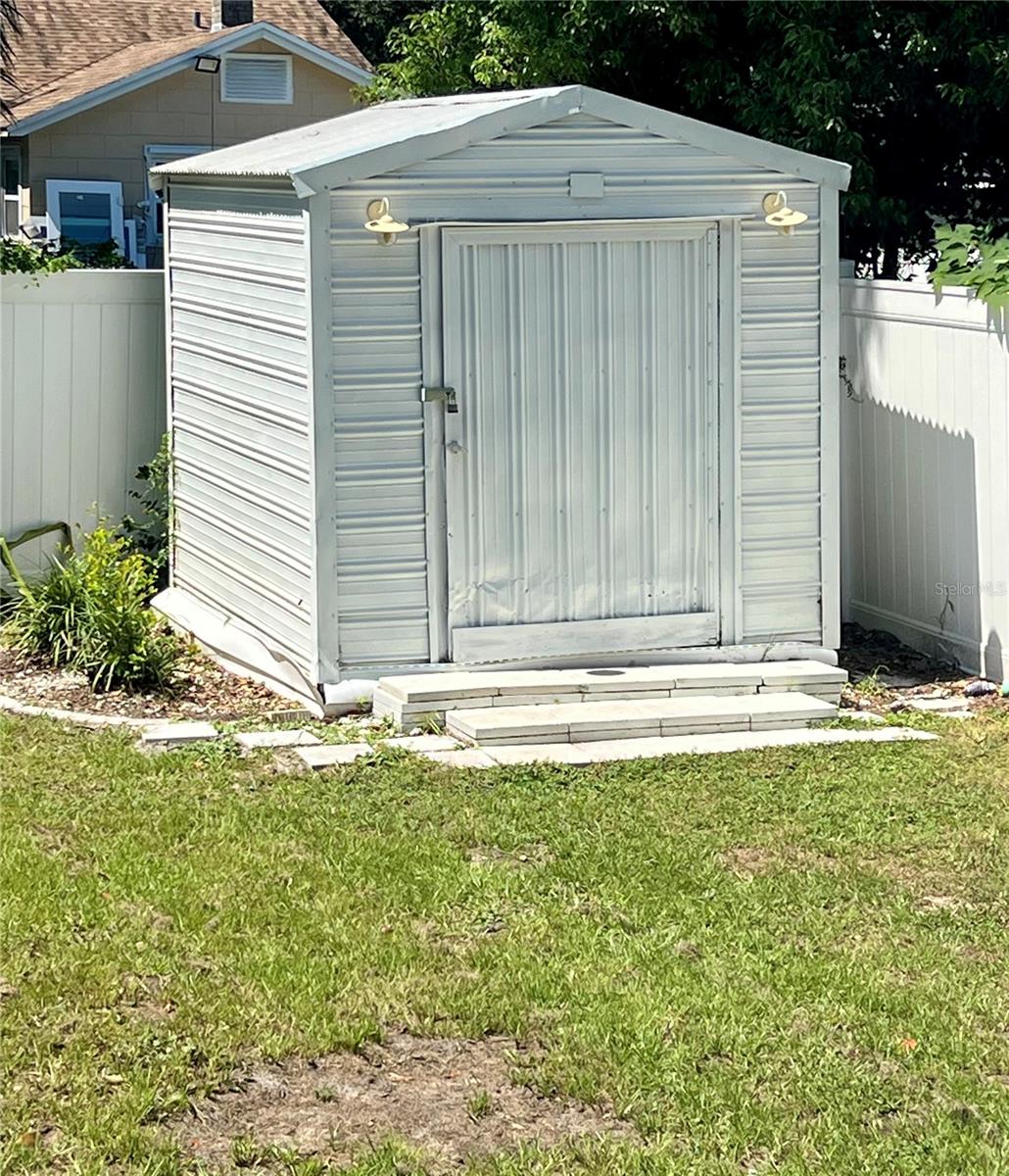 Image 19 of 31 For 8504 Highland Avenue