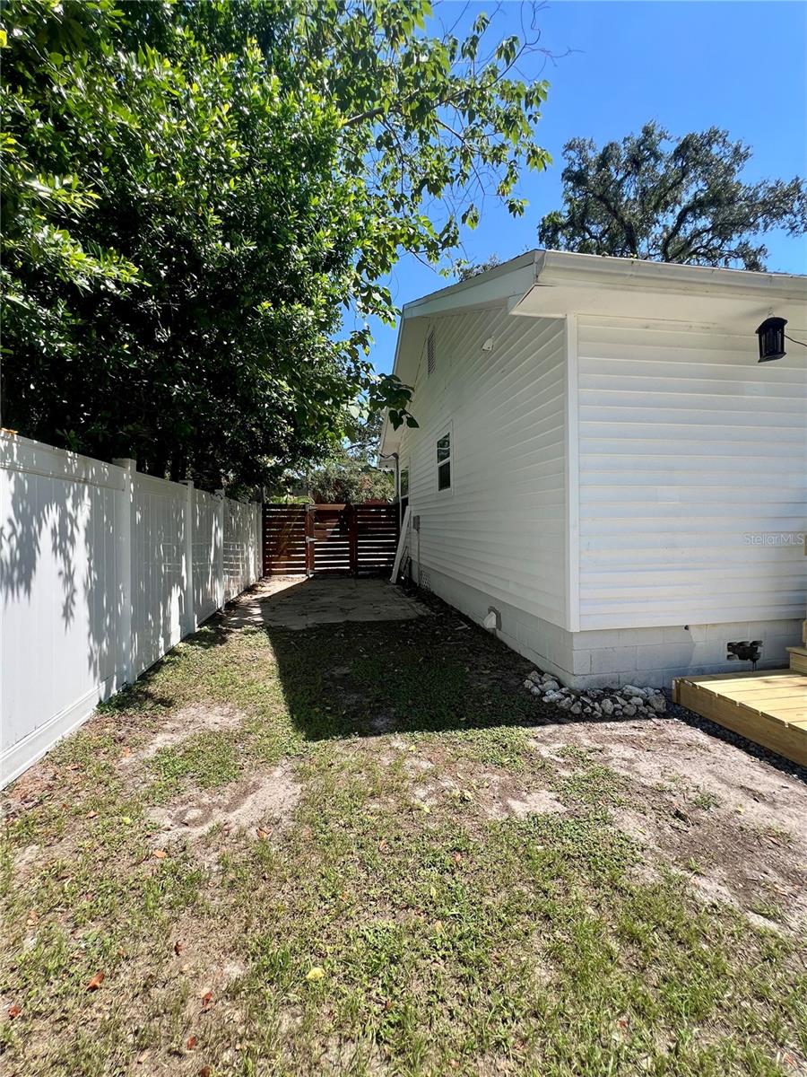 Image 20 of 31 For 8504 Highland Avenue