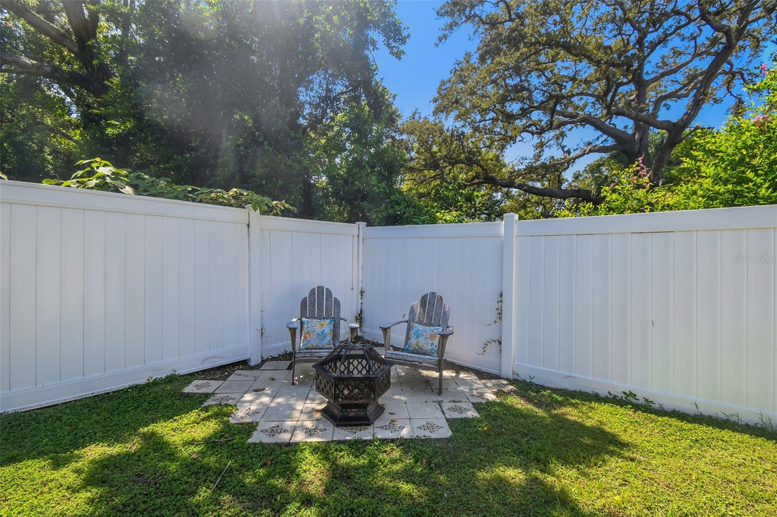 Image 27 of 31 For 8504 Highland Avenue