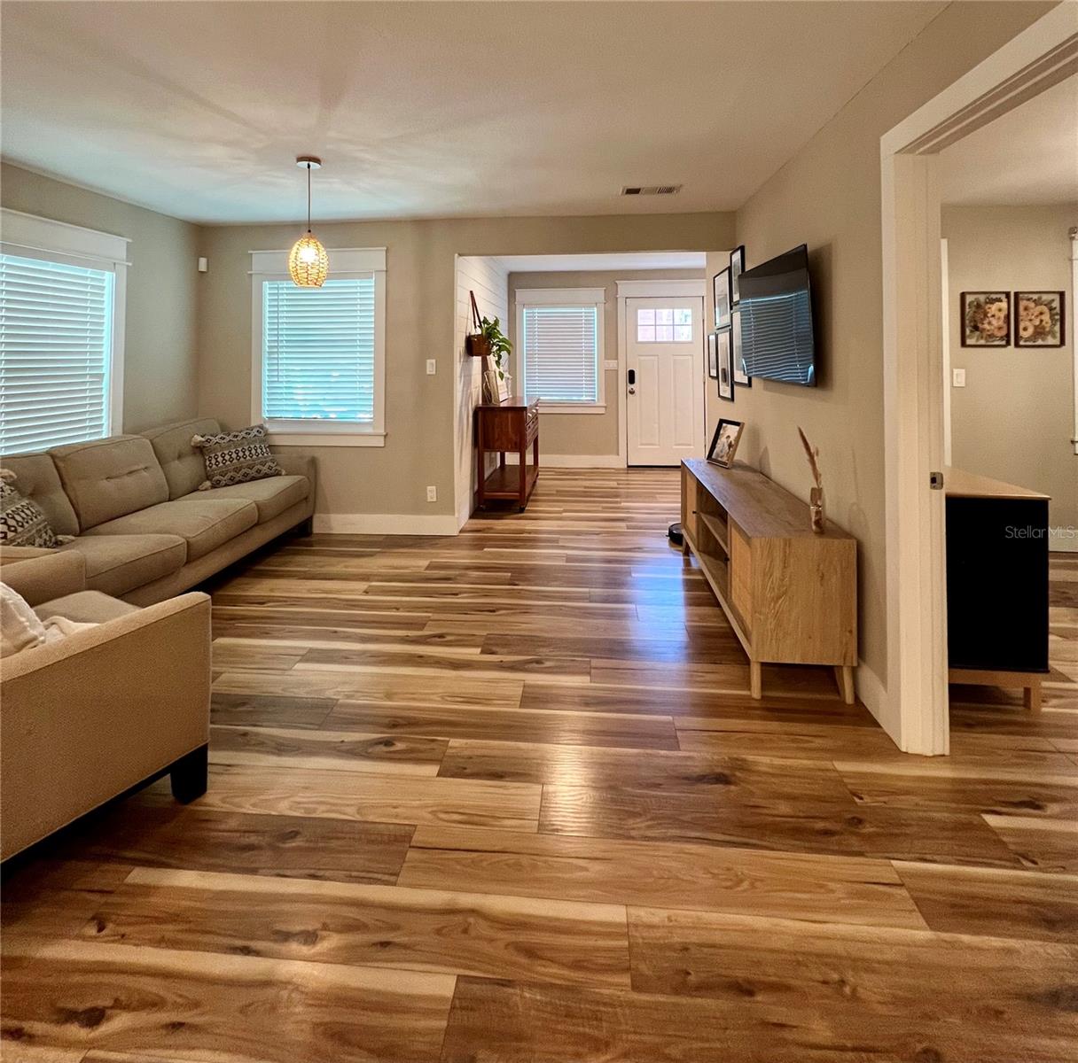 Image 8 of 31 For 8504 Highland Avenue