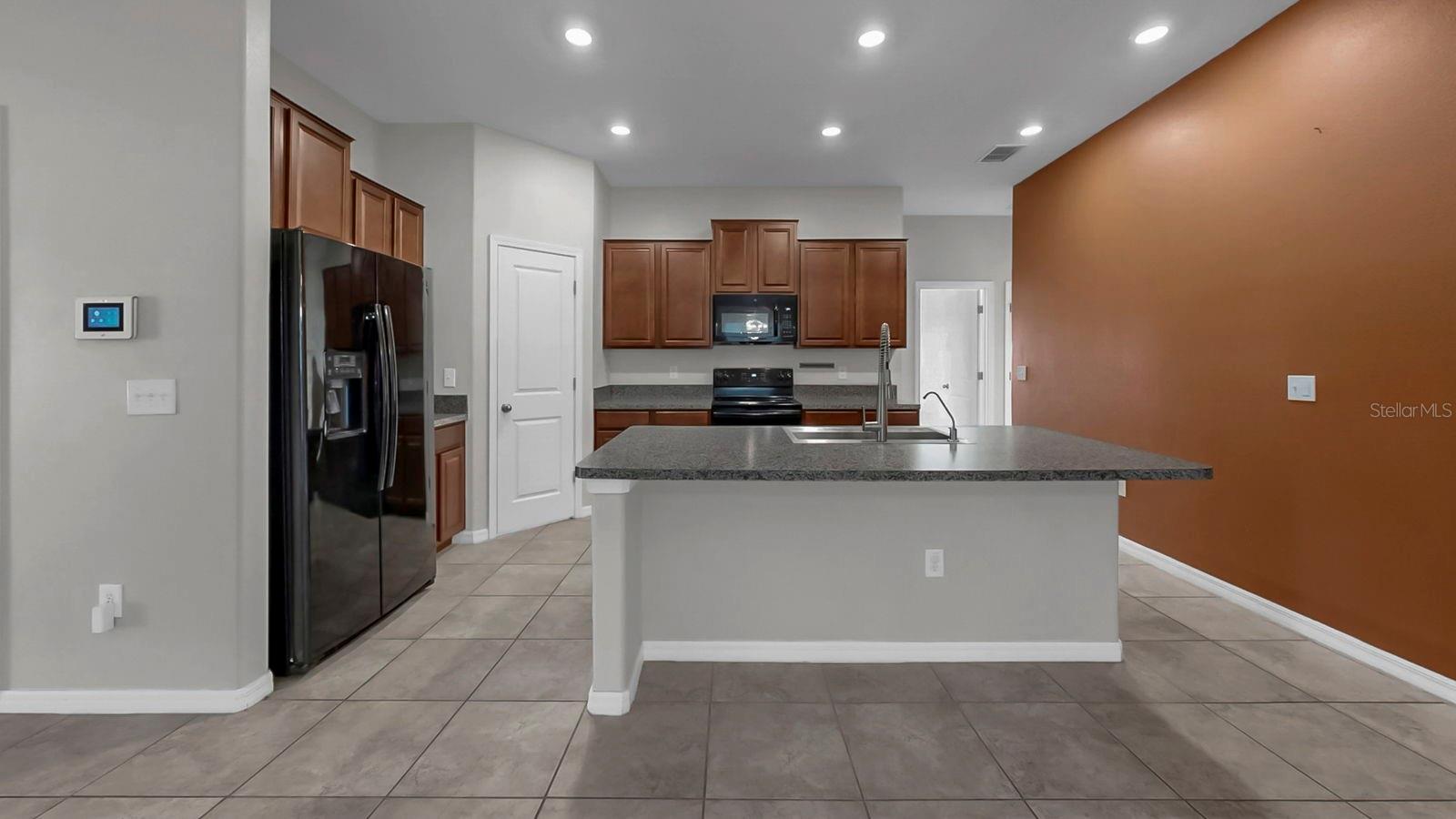 Image 13 of 47 For 17103 Sunshine Mimosa Street