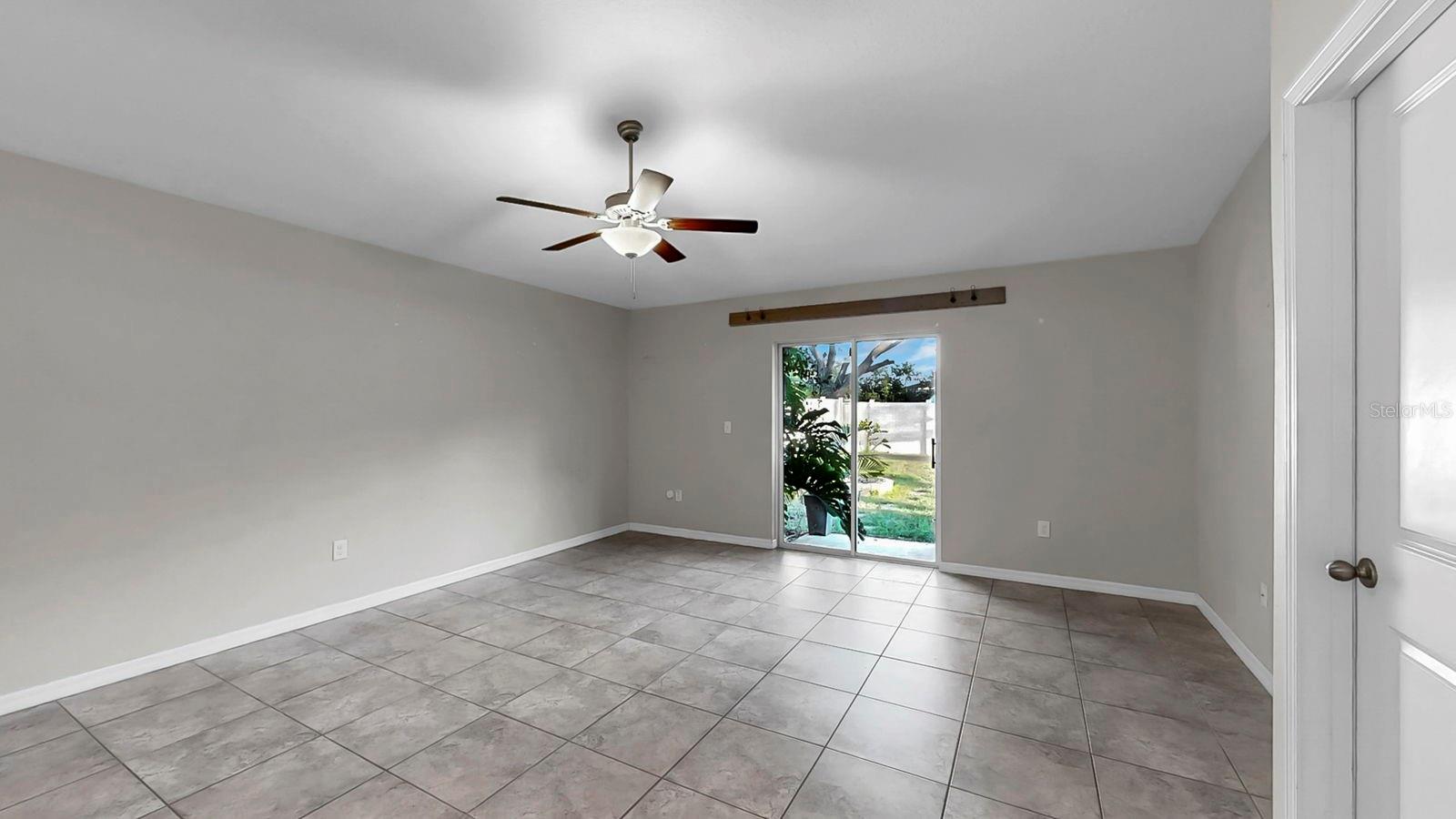 Image 15 of 47 For 17103 Sunshine Mimosa Street