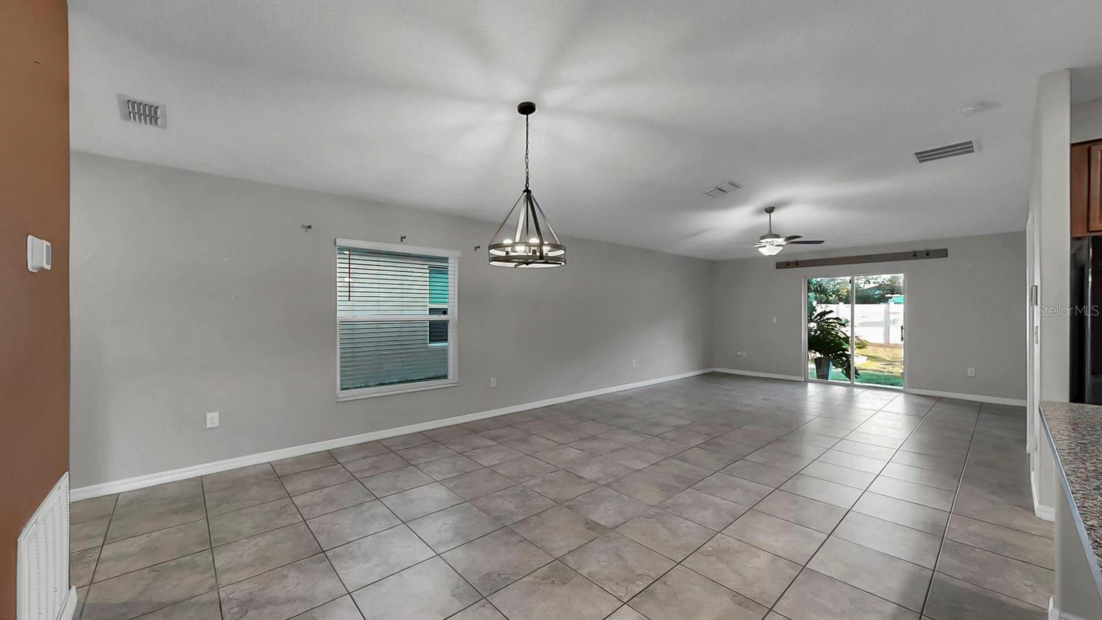 Image 25 of 47 For 17103 Sunshine Mimosa Street