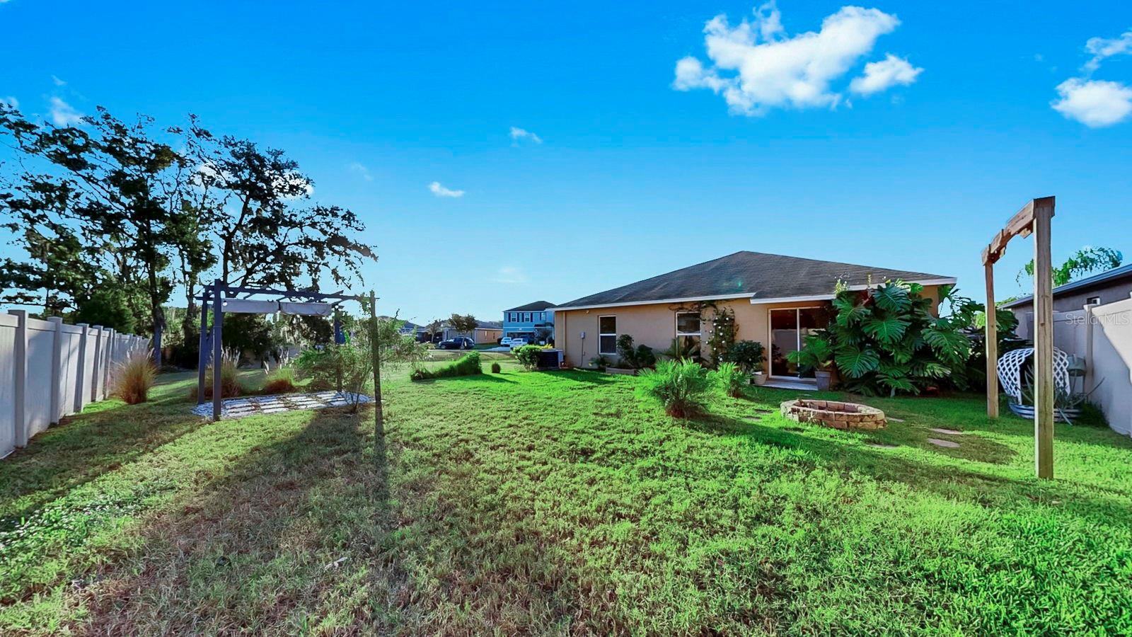 Image 38 of 47 For 17103 Sunshine Mimosa Street