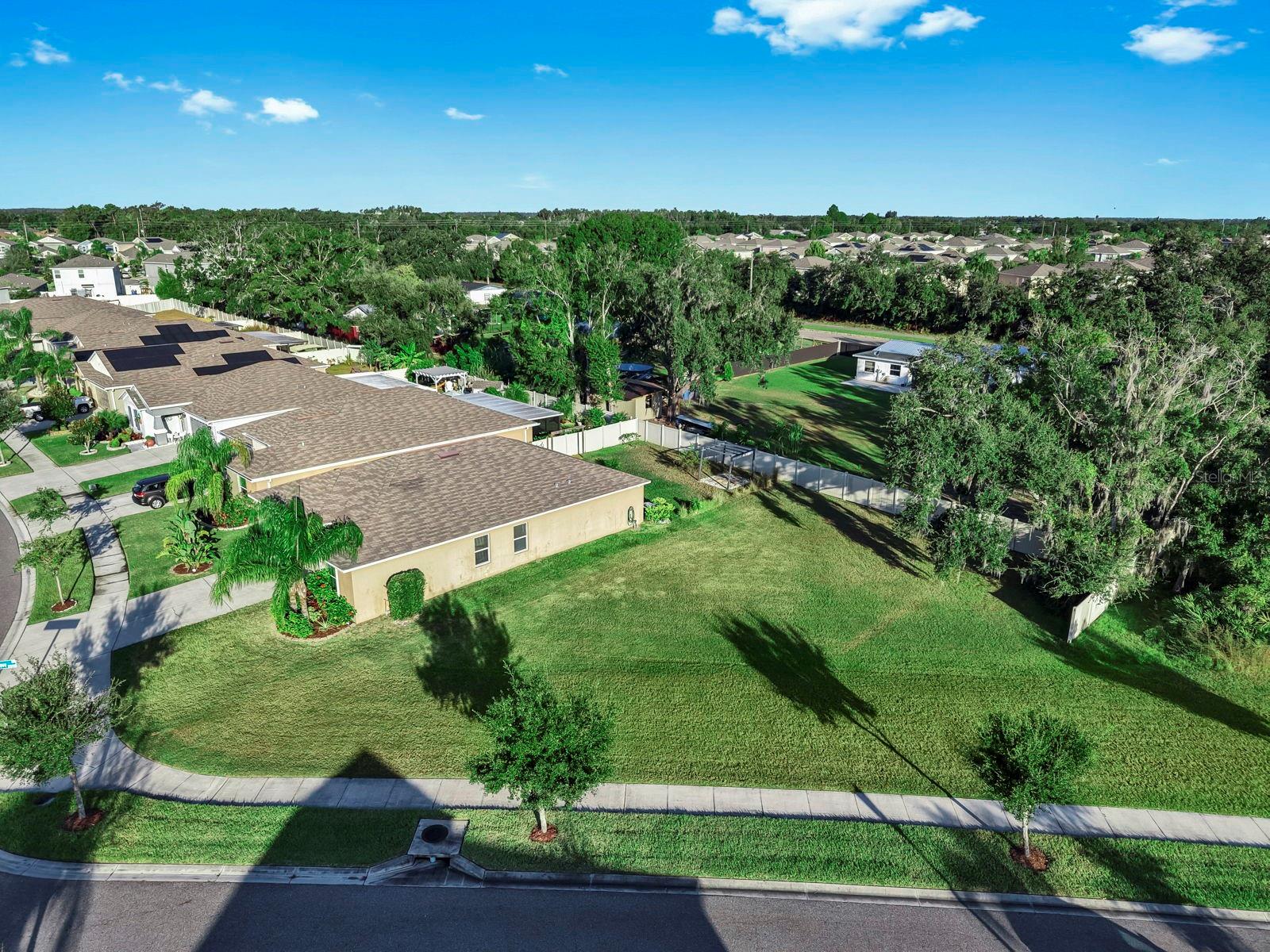 Image 4 of 47 For 17103 Sunshine Mimosa Street