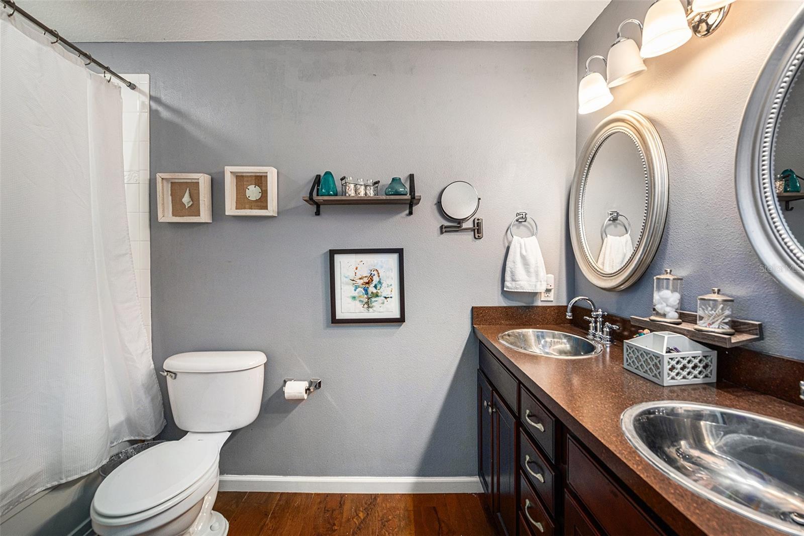 Image 15 of 29 For 206 Wild Oak Drive