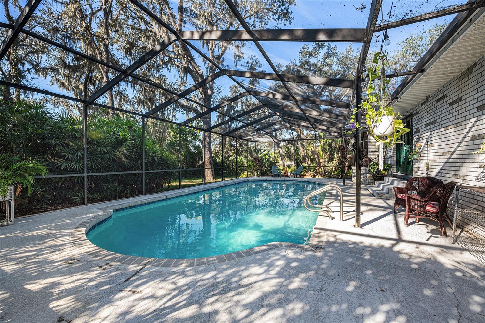 Image 21 of 29 For 206 Wild Oak Drive
