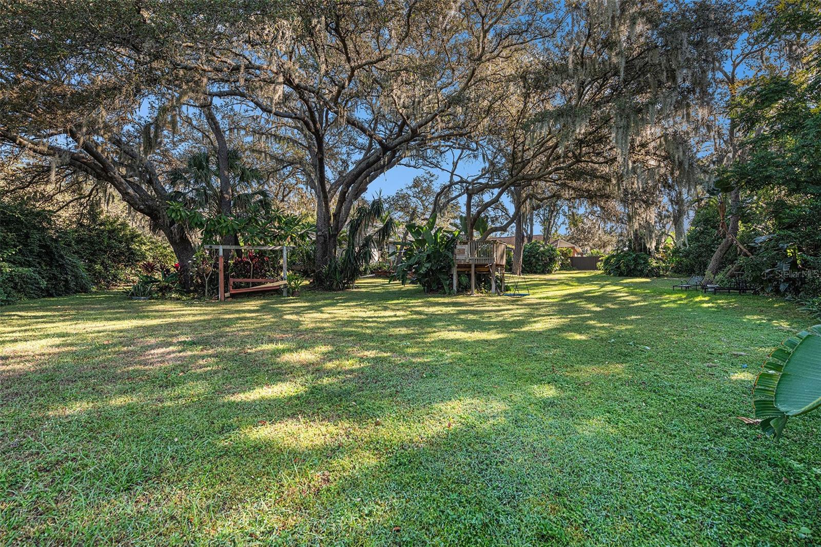 Image 24 of 29 For 206 Wild Oak Drive
