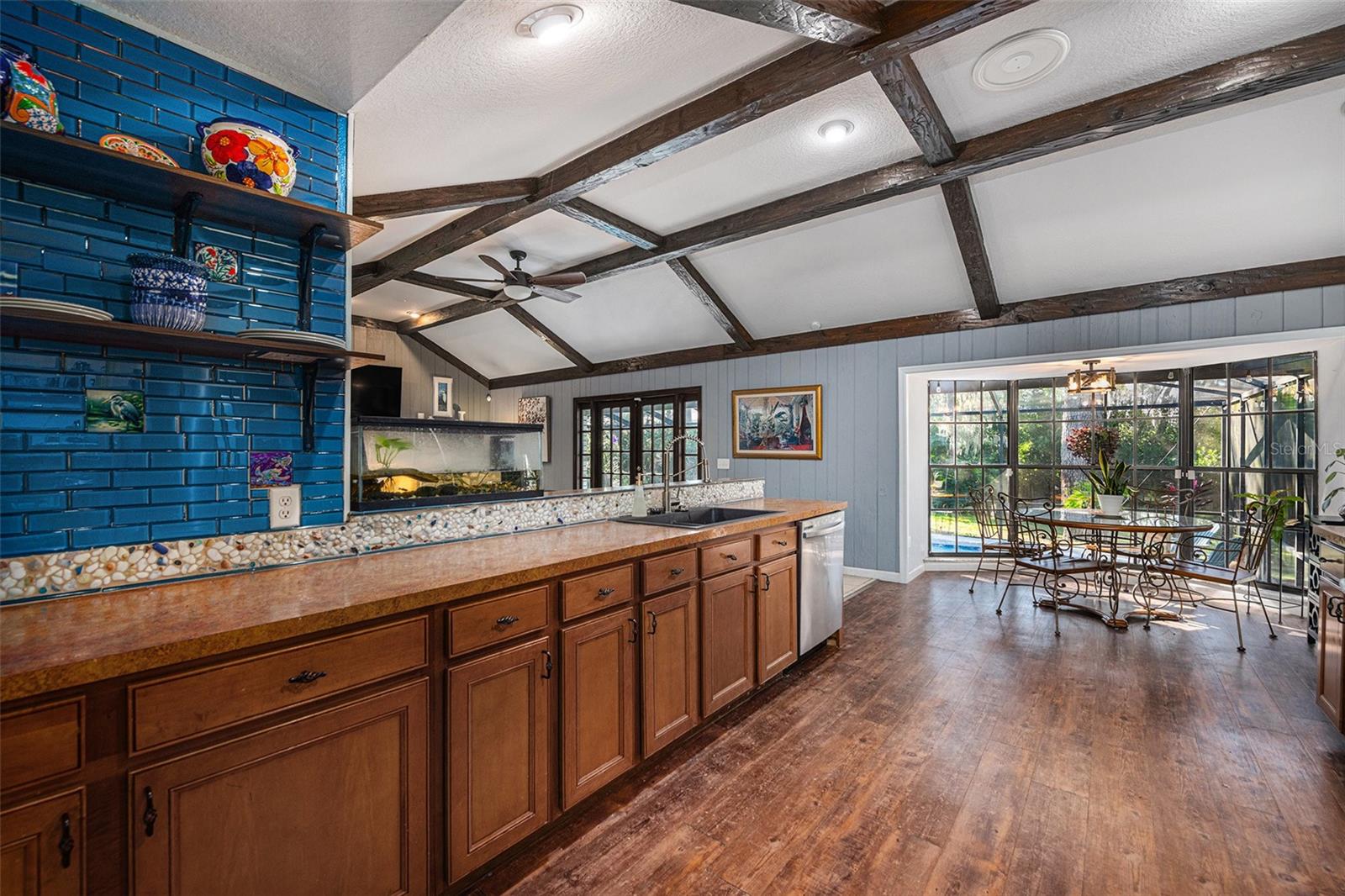 Image 4 of 29 For 206 Wild Oak Drive