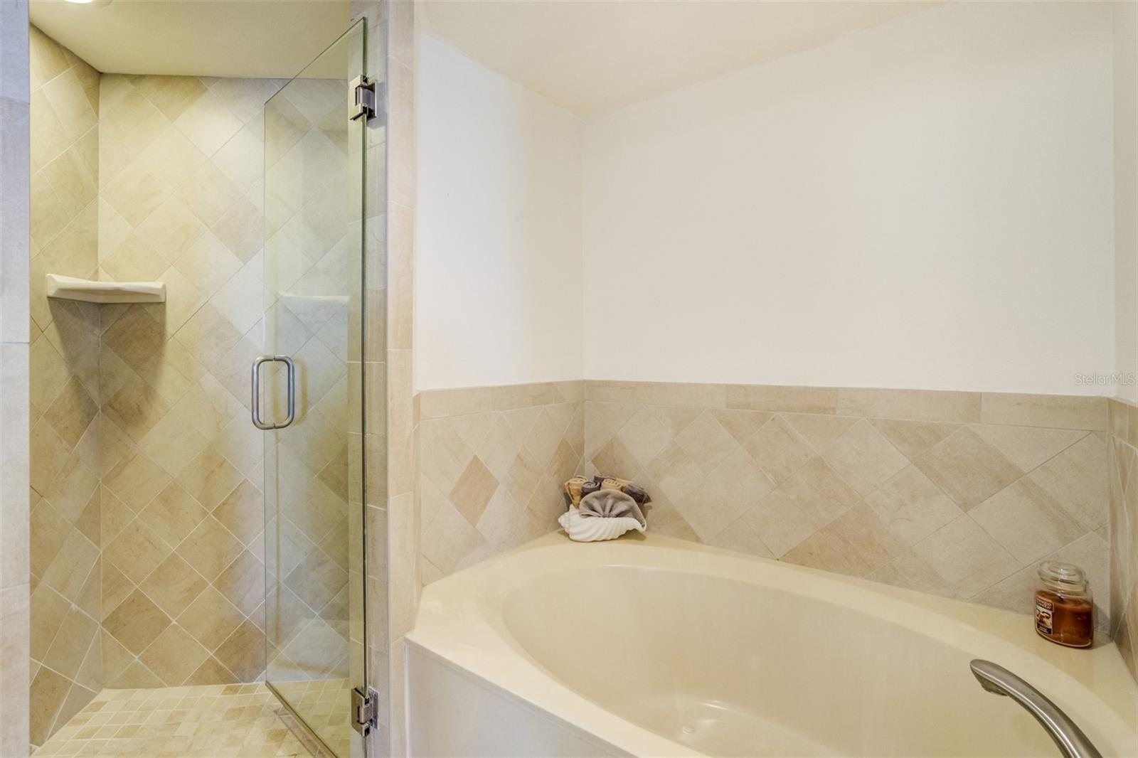 Image 17 of 33 For 1310 Gulf Boulevard 15b