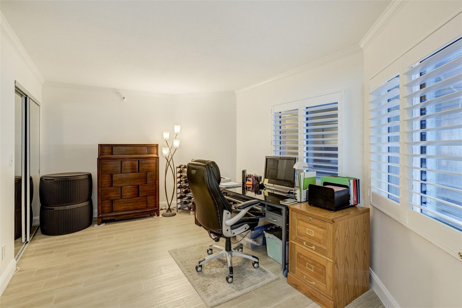 Image 18 of 33 For 1310 Gulf Boulevard 15b