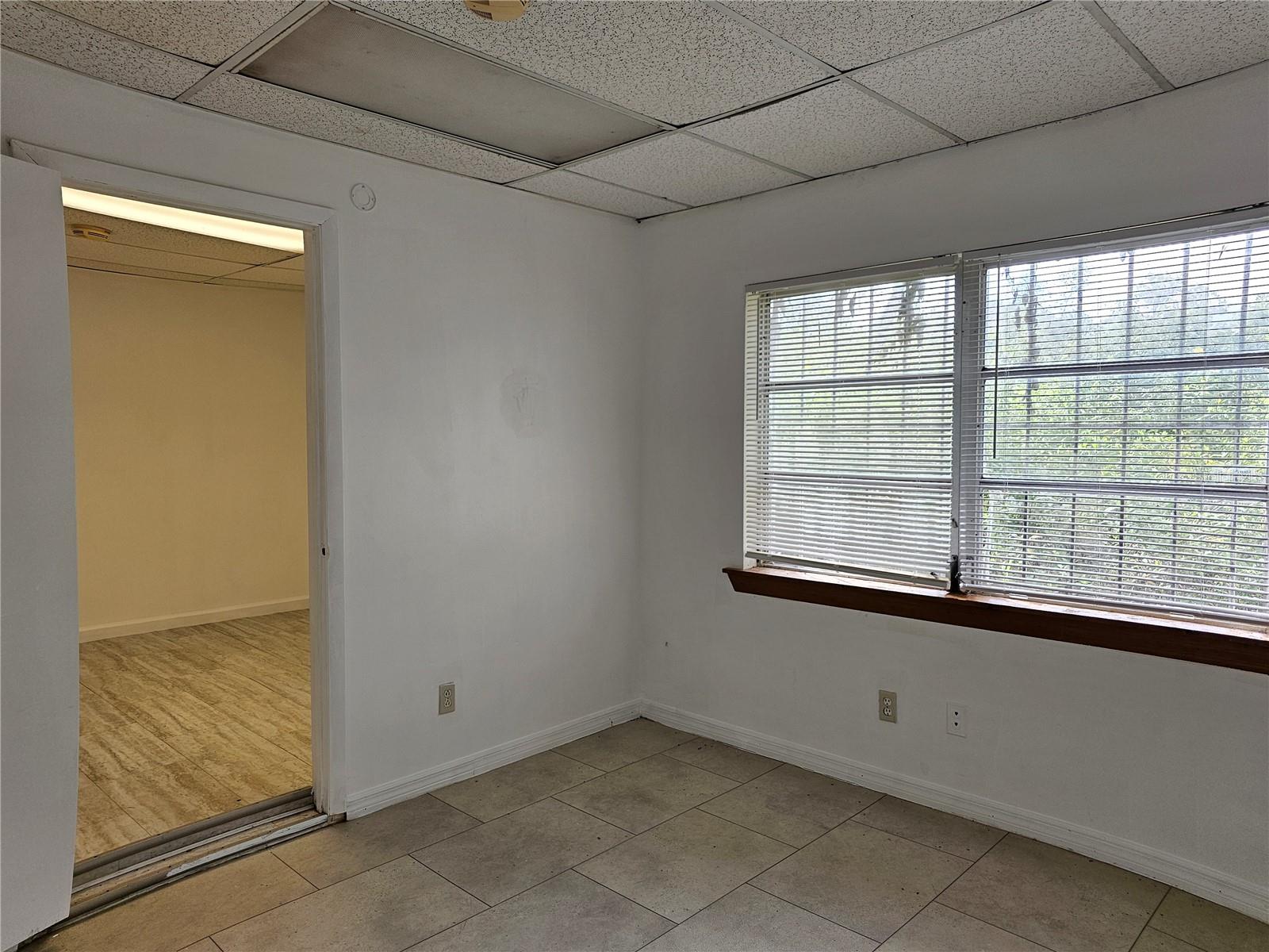 Image 17 of 22 For 1206 Wabash Avenue