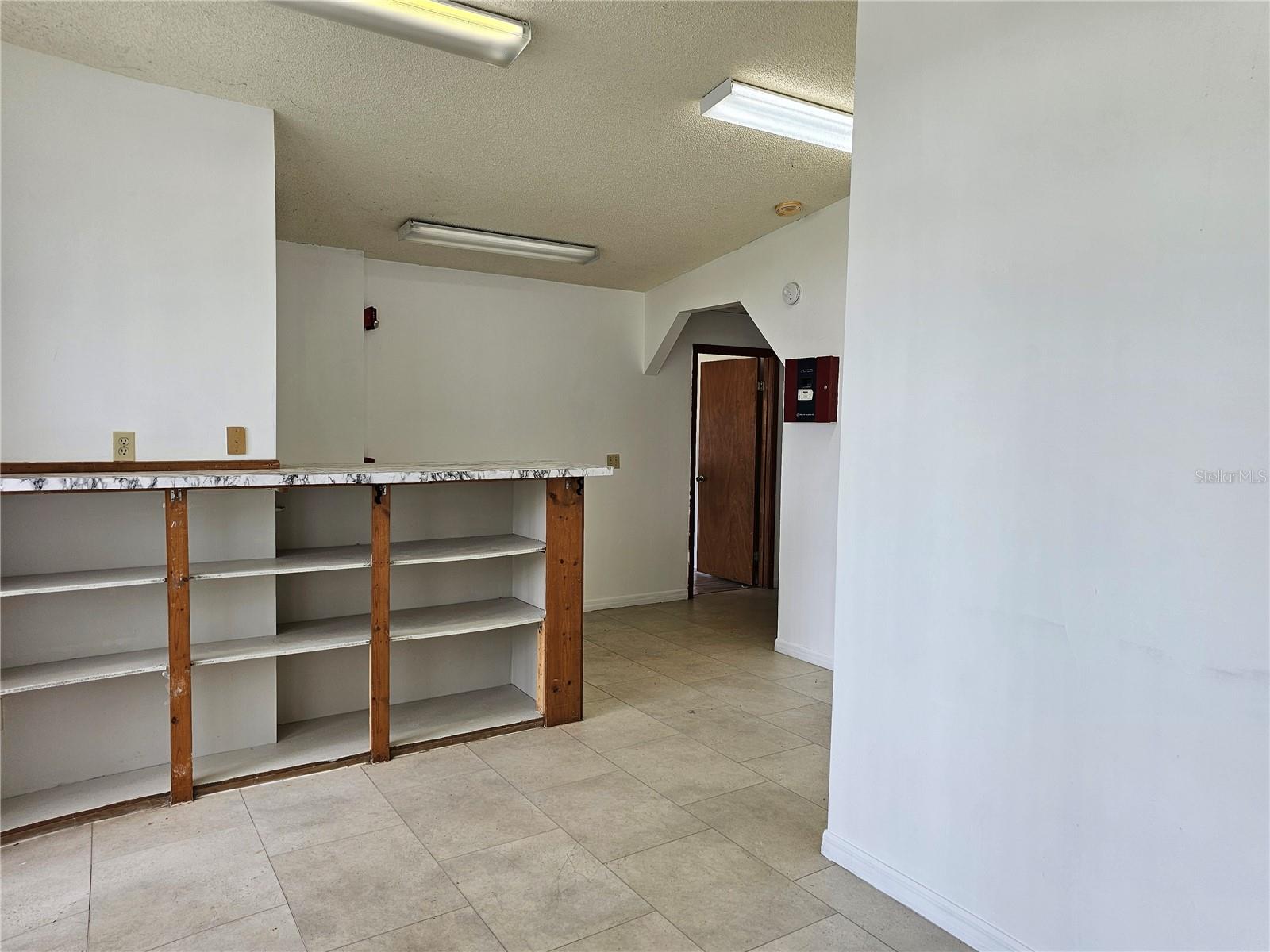 Image 4 of 22 For 1206 Wabash Avenue