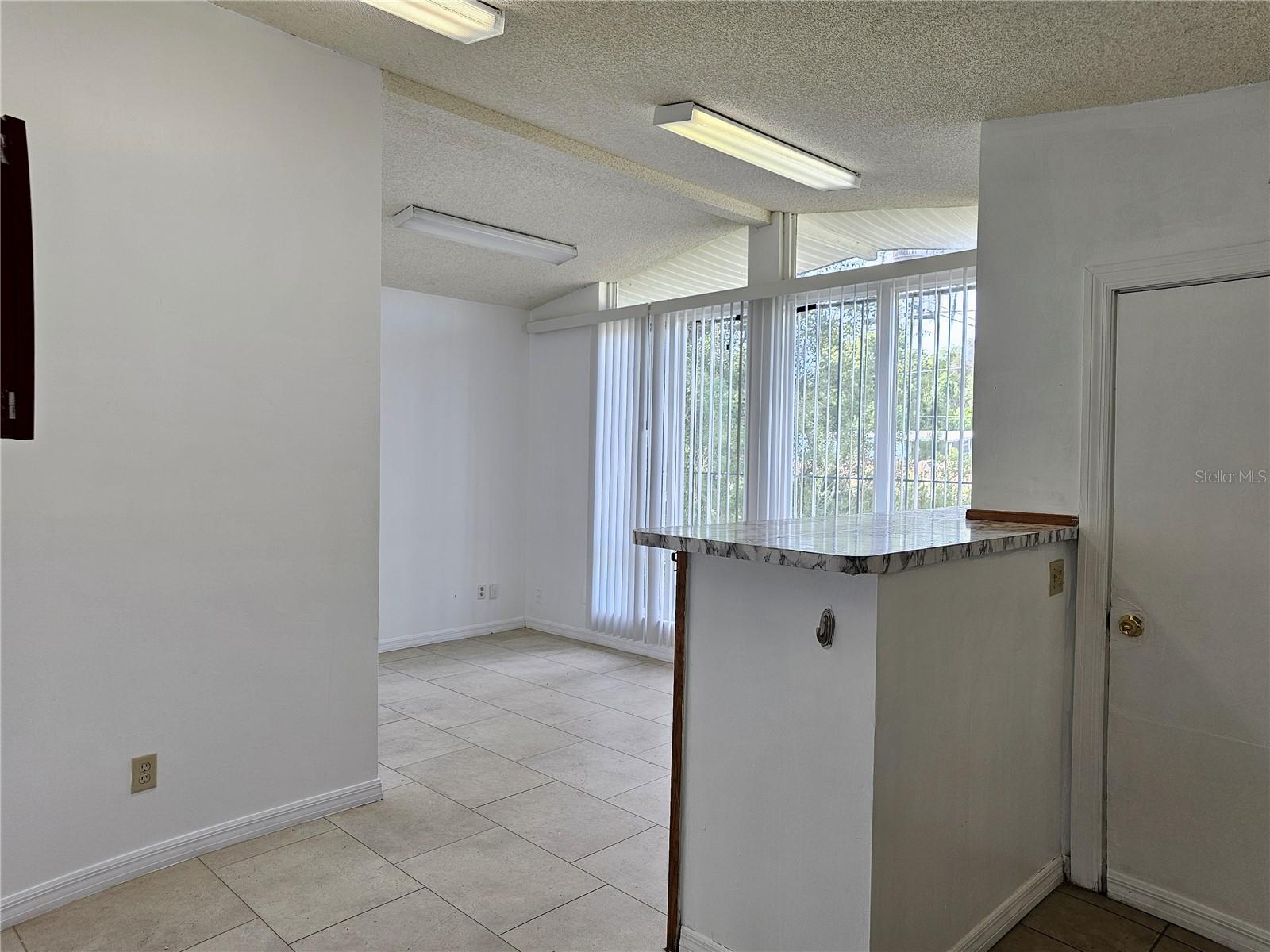 Image 6 of 22 For 1206 Wabash Avenue