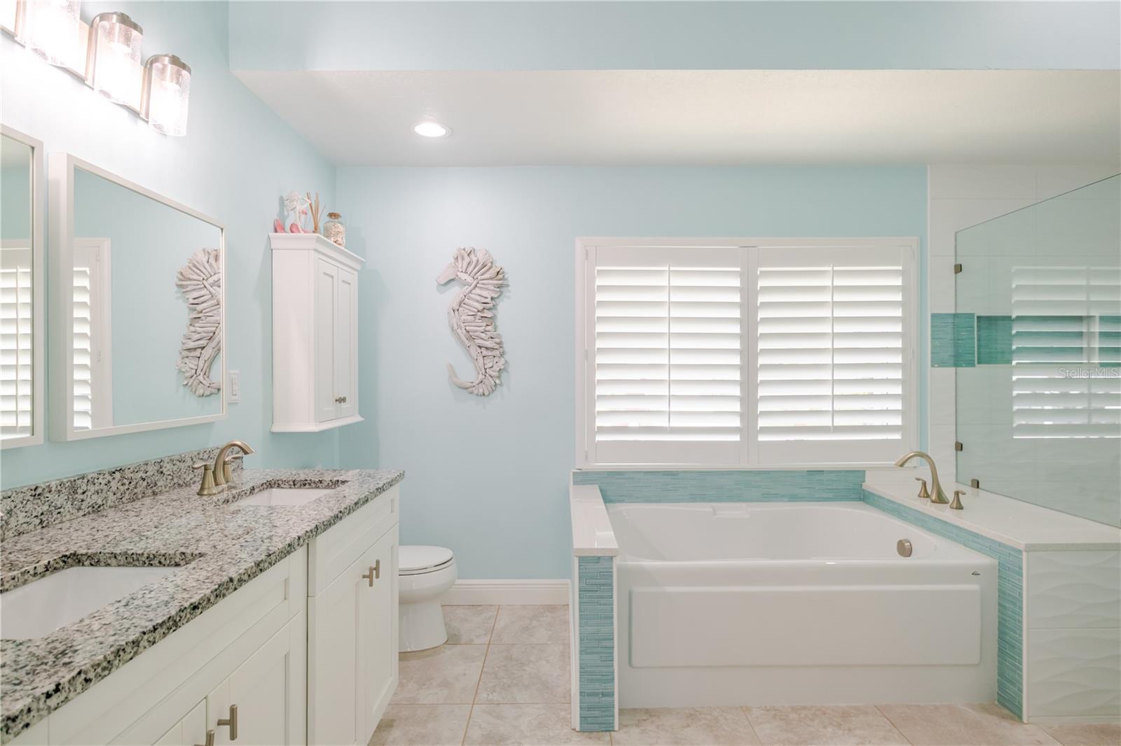 Listing photo id 1 for 12057 Stone Crossing Circle