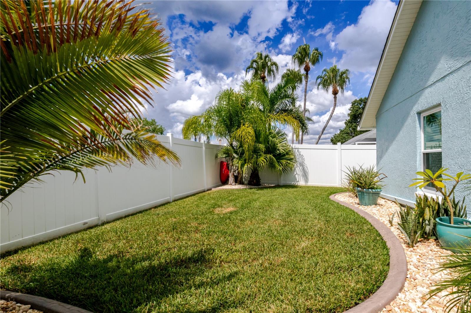 Listing photo id 51 for 12057 Stone Crossing Circle