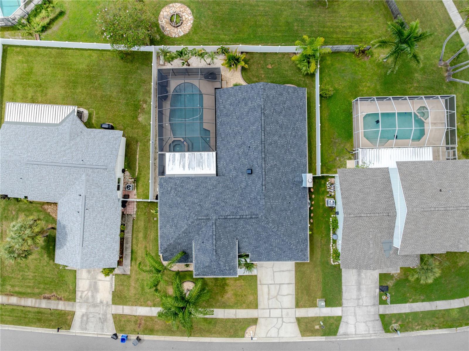 Listing photo id 6 for 12057 Stone Crossing Circle