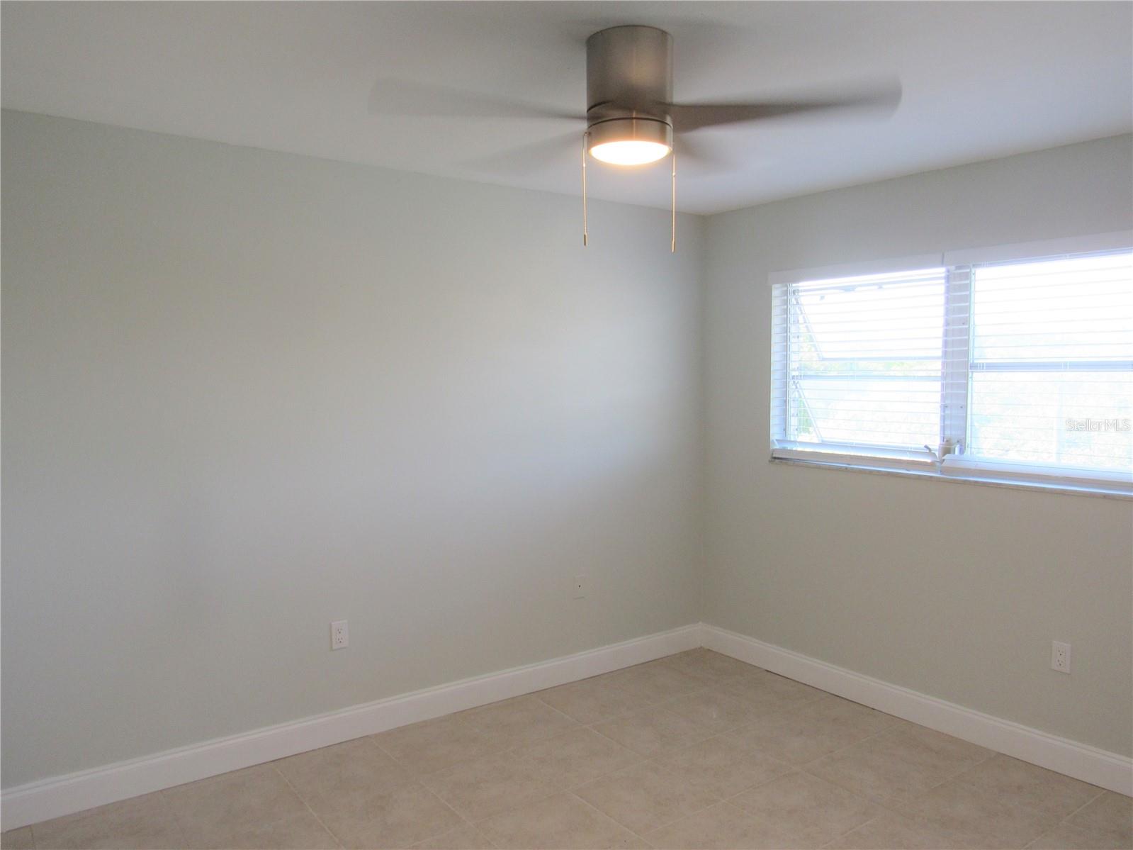 Image 10 of 32 For 4050 4th Street N 329