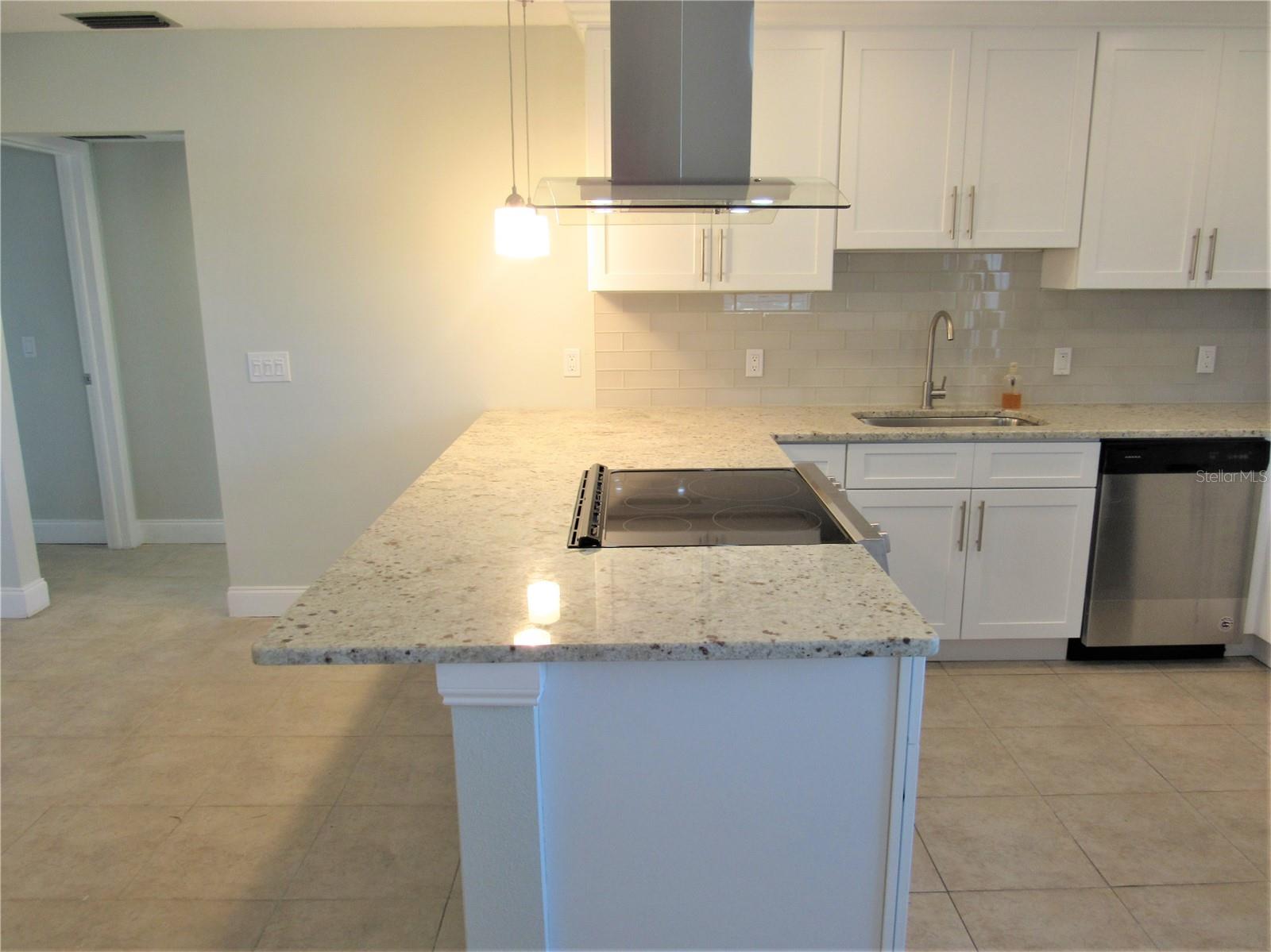 Image 5 of 32 For 4050 4th Street N 329