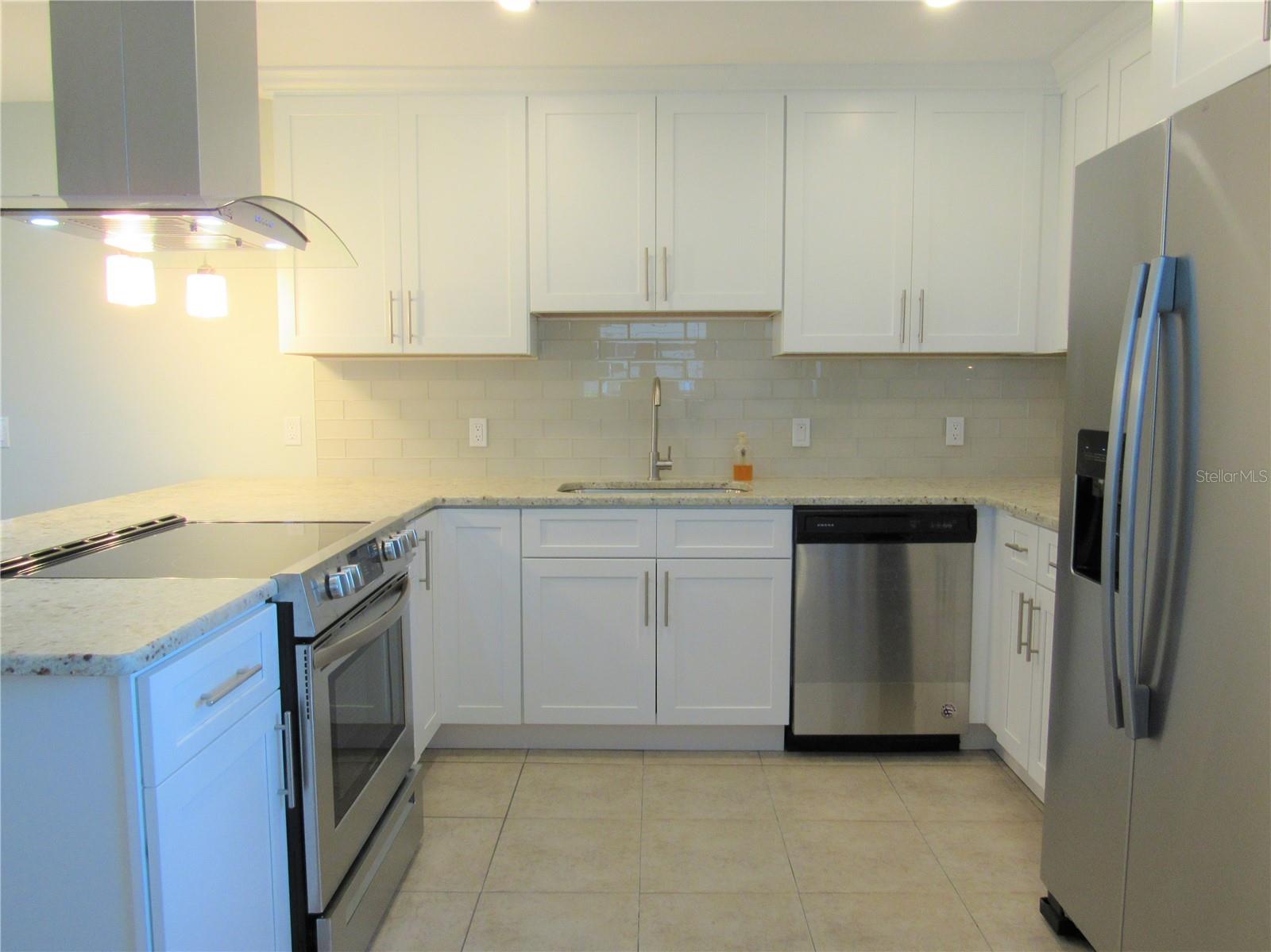 Image 7 of 32 For 4050 4th Street N 329
