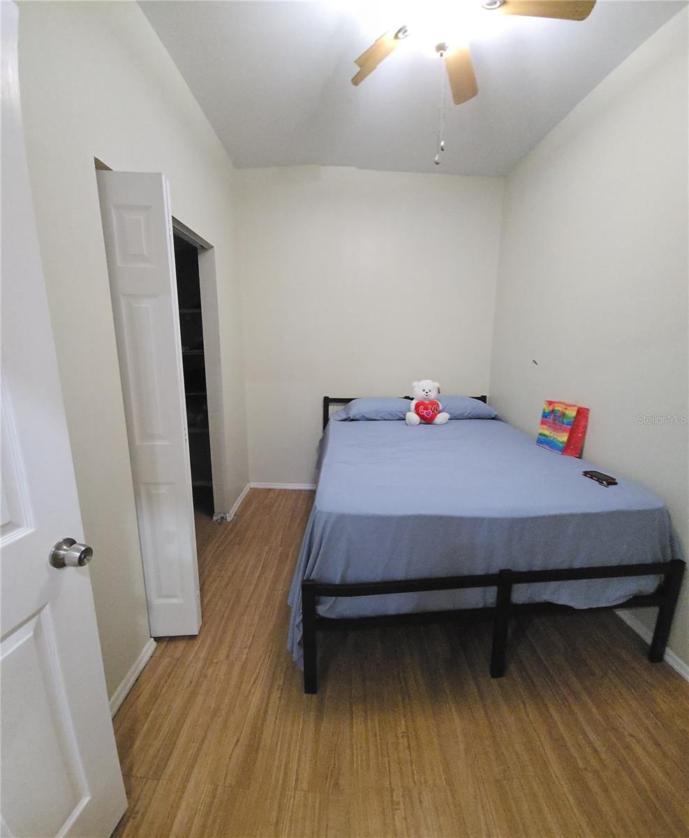 Image 10 of 18 For 10017 9th Street