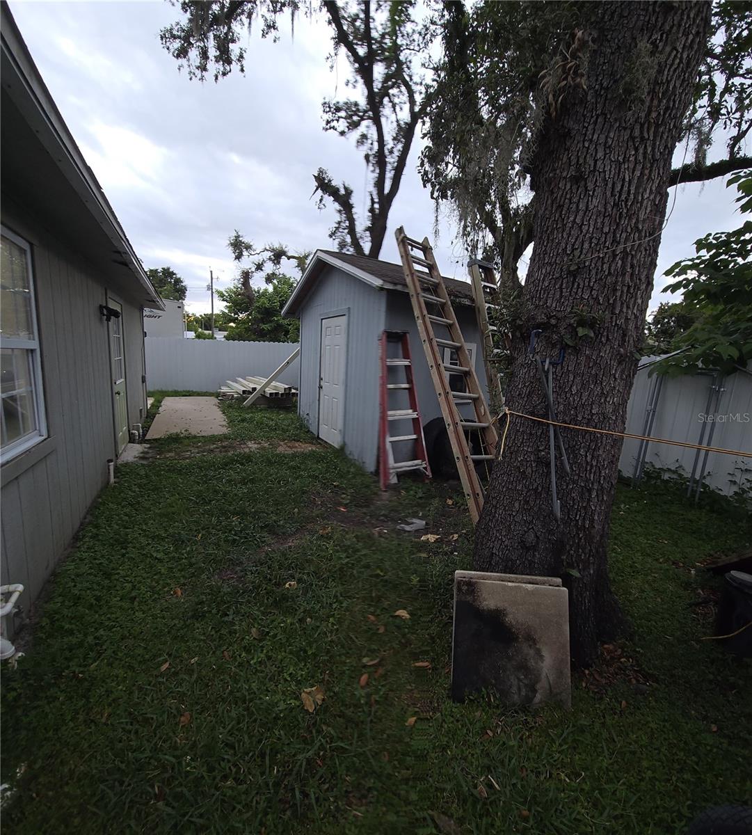 Image 17 of 18 For 10017 9th Street