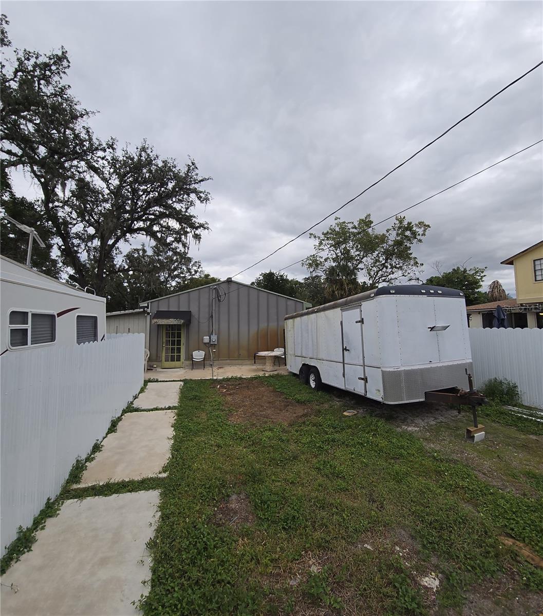 Image 3 of 18 For 10017 9th Street