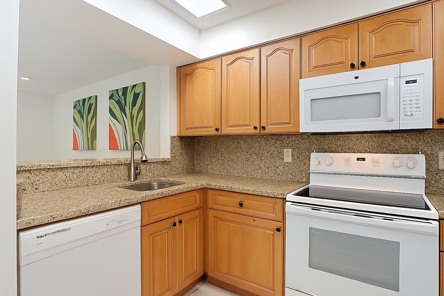 Image 2 of 22 For 10131 Lake Oak Circle