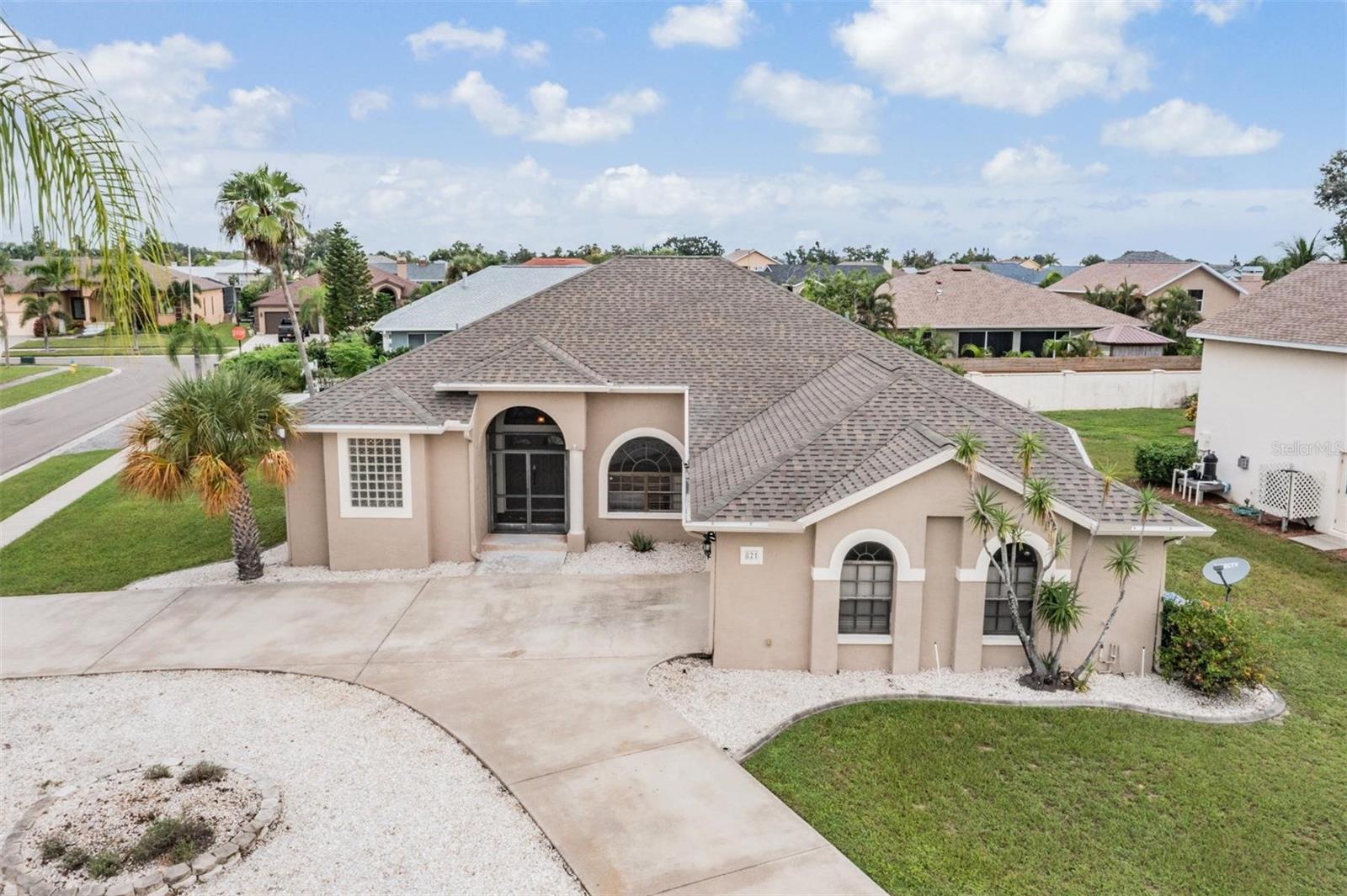 Details for 821 Greenview Dr, APOLLO BEACH, FL 33572
