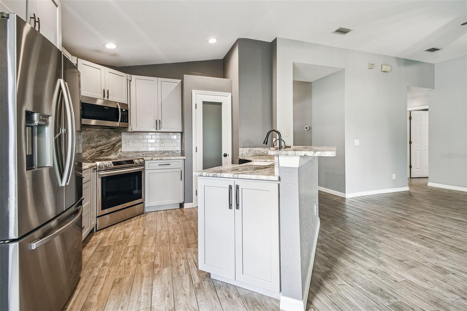 Image 21 of 61 For 11013 Laurel Brook Court