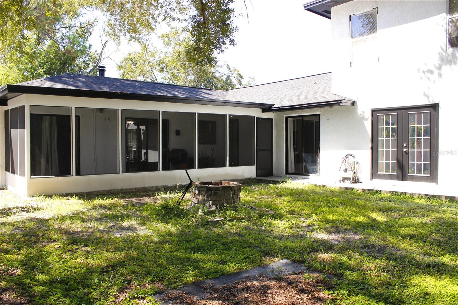 Listing photo id 8 for 5533 Pentail Circle