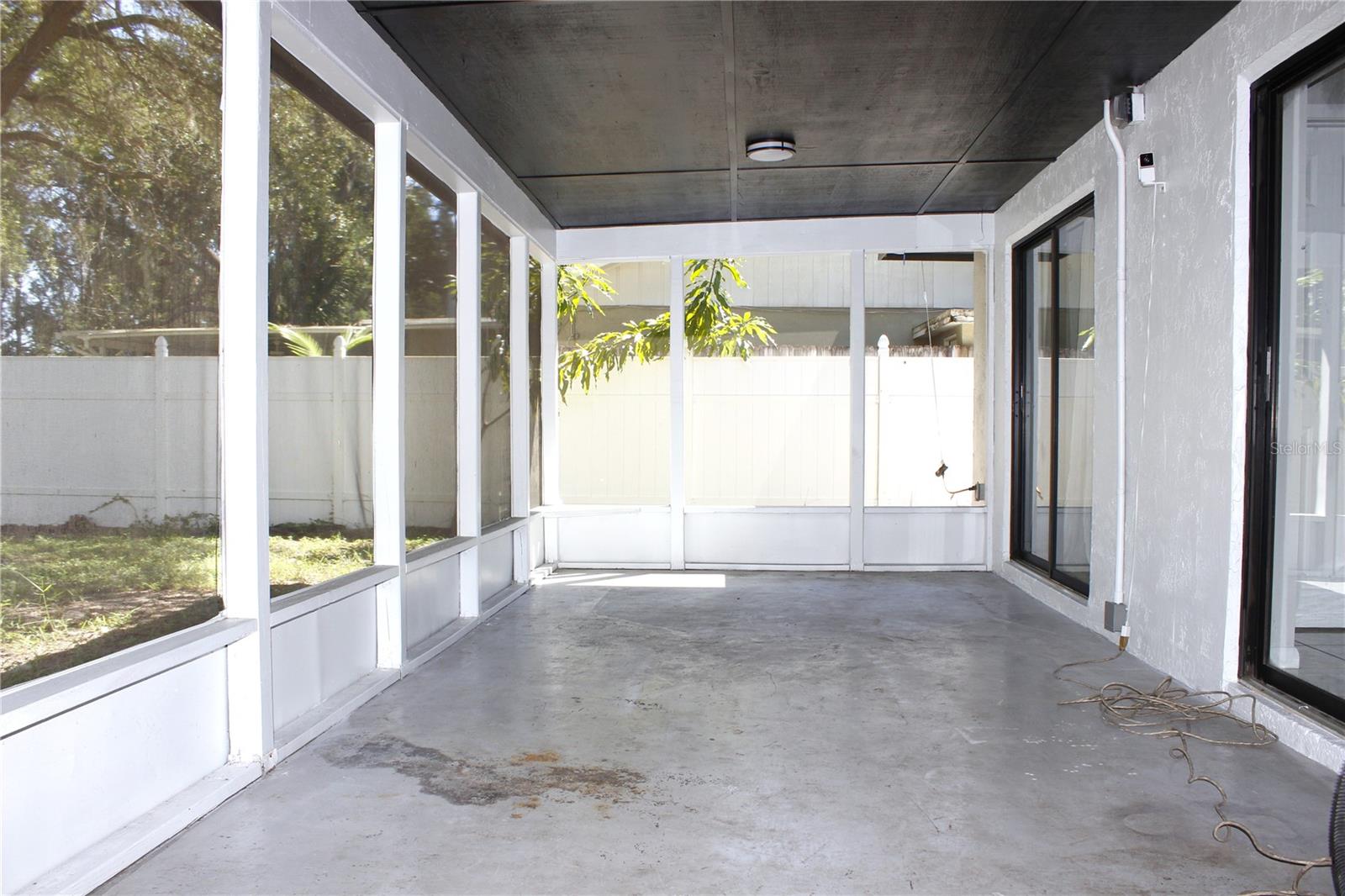 Listing photo id 12 for 5533 Pentail Circle