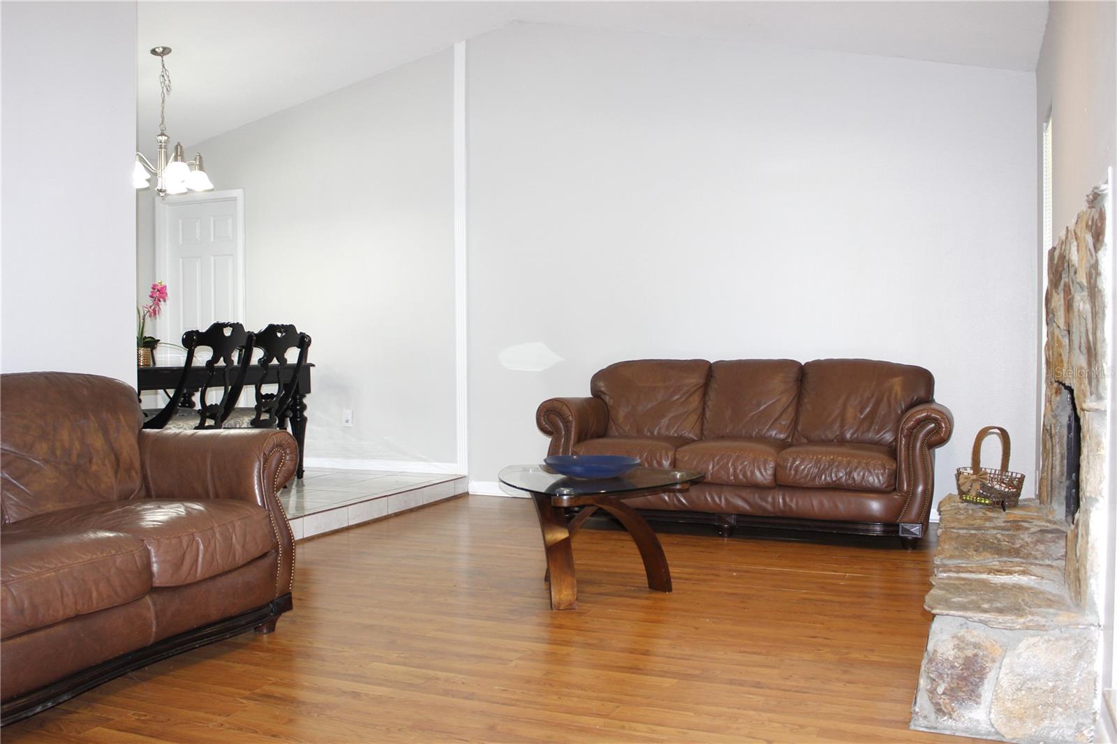 Listing photo id 31 for 5533 Pentail Circle