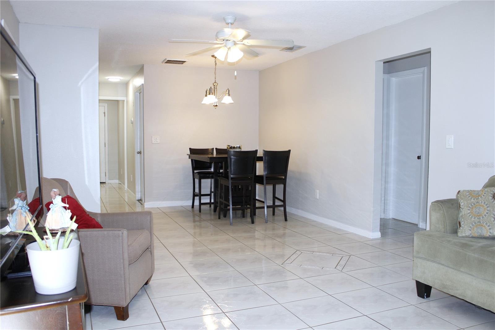 Listing photo id 35 for 5533 Pentail Circle