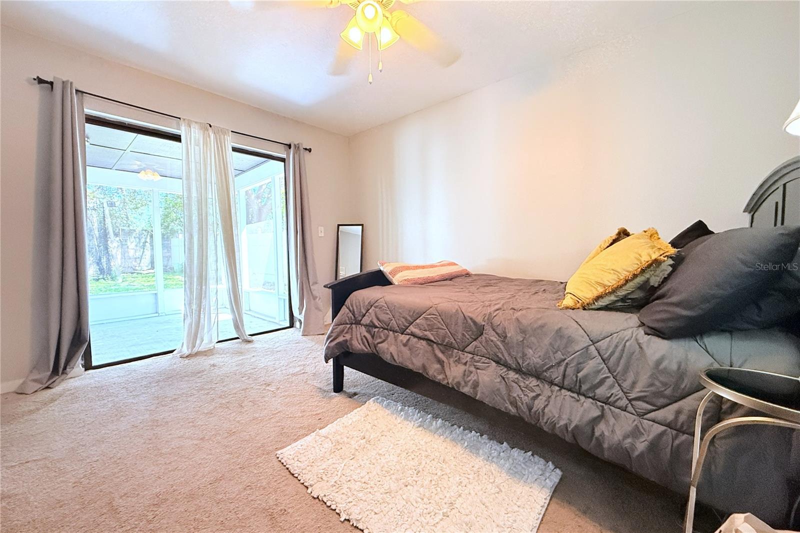 Listing photo id 48 for 5533 Pentail Circle