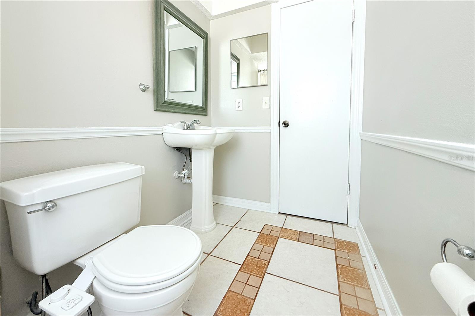 Listing photo id 54 for 5533 Pentail Circle