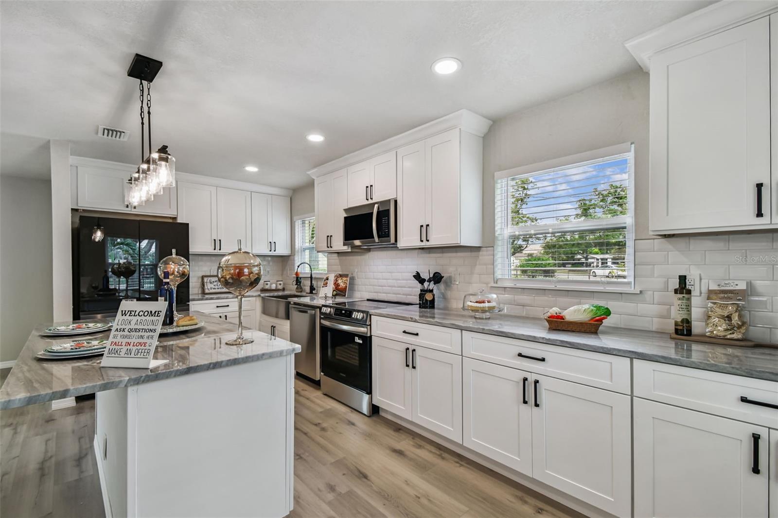 Image 12 of 48 For 3915 Pearl Avenue