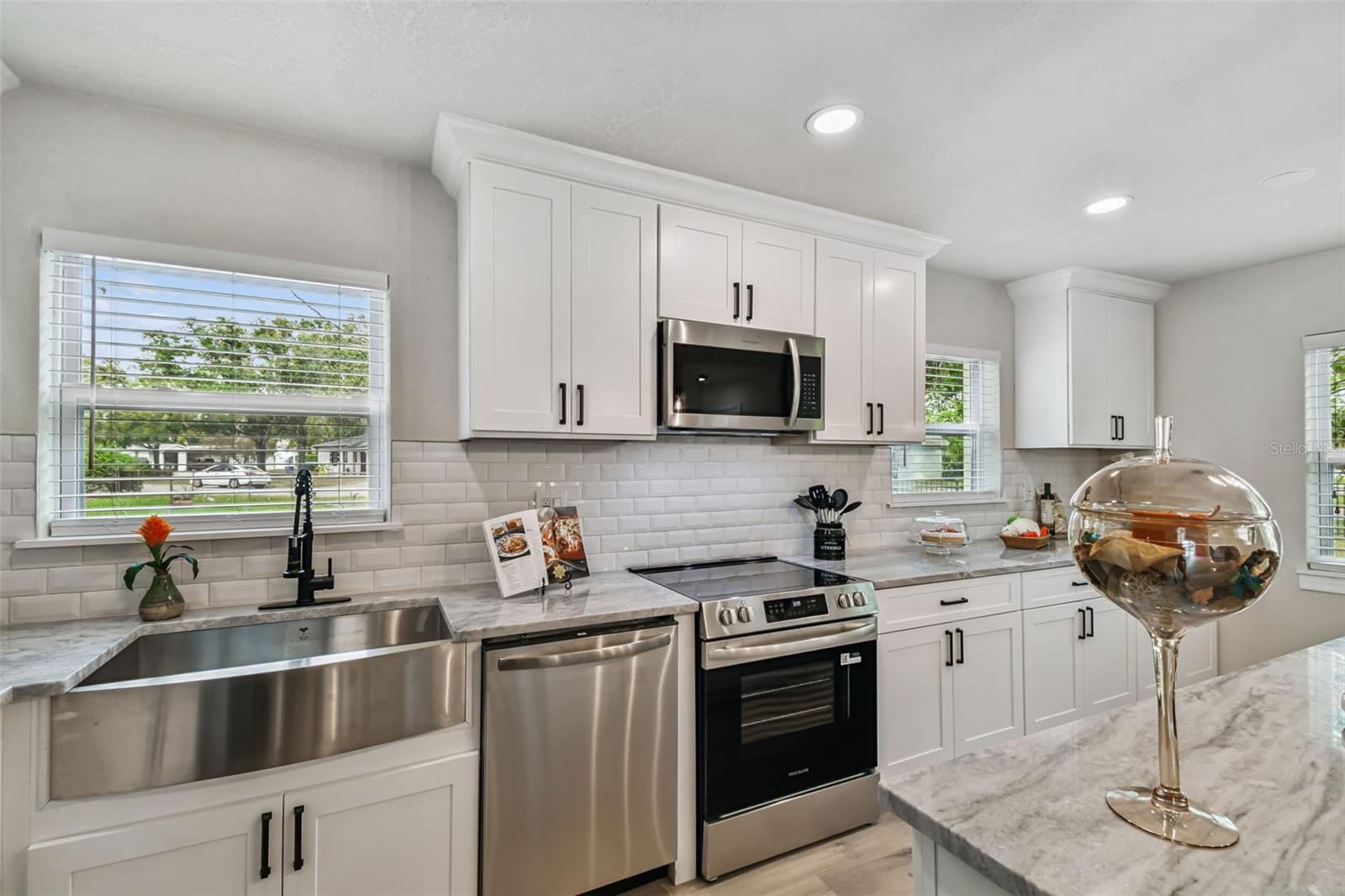 Image 20 of 48 For 3915 Pearl Avenue