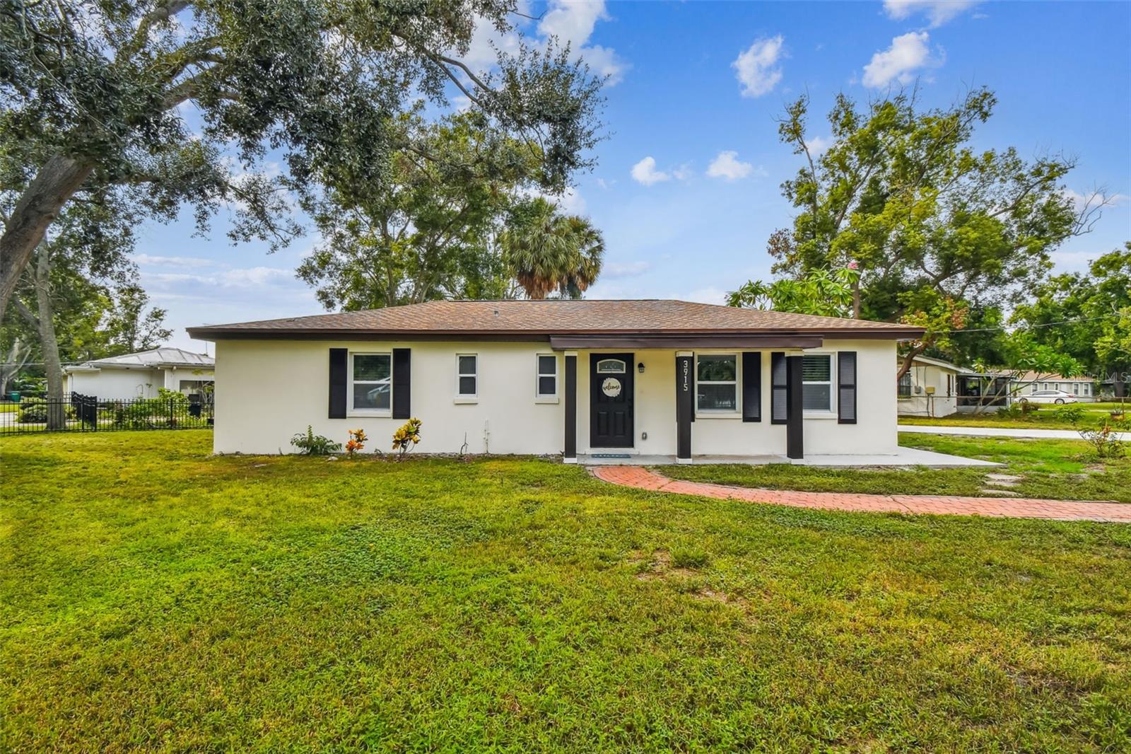 Image 3 of 48 For 3915 Pearl Avenue